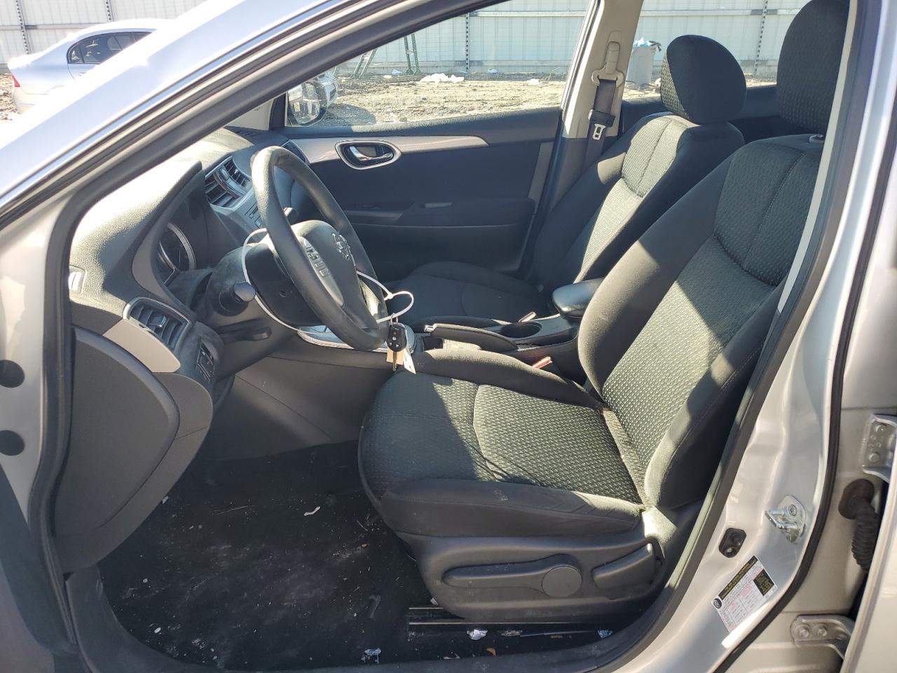 2014 Nissan Sentra - Image 7