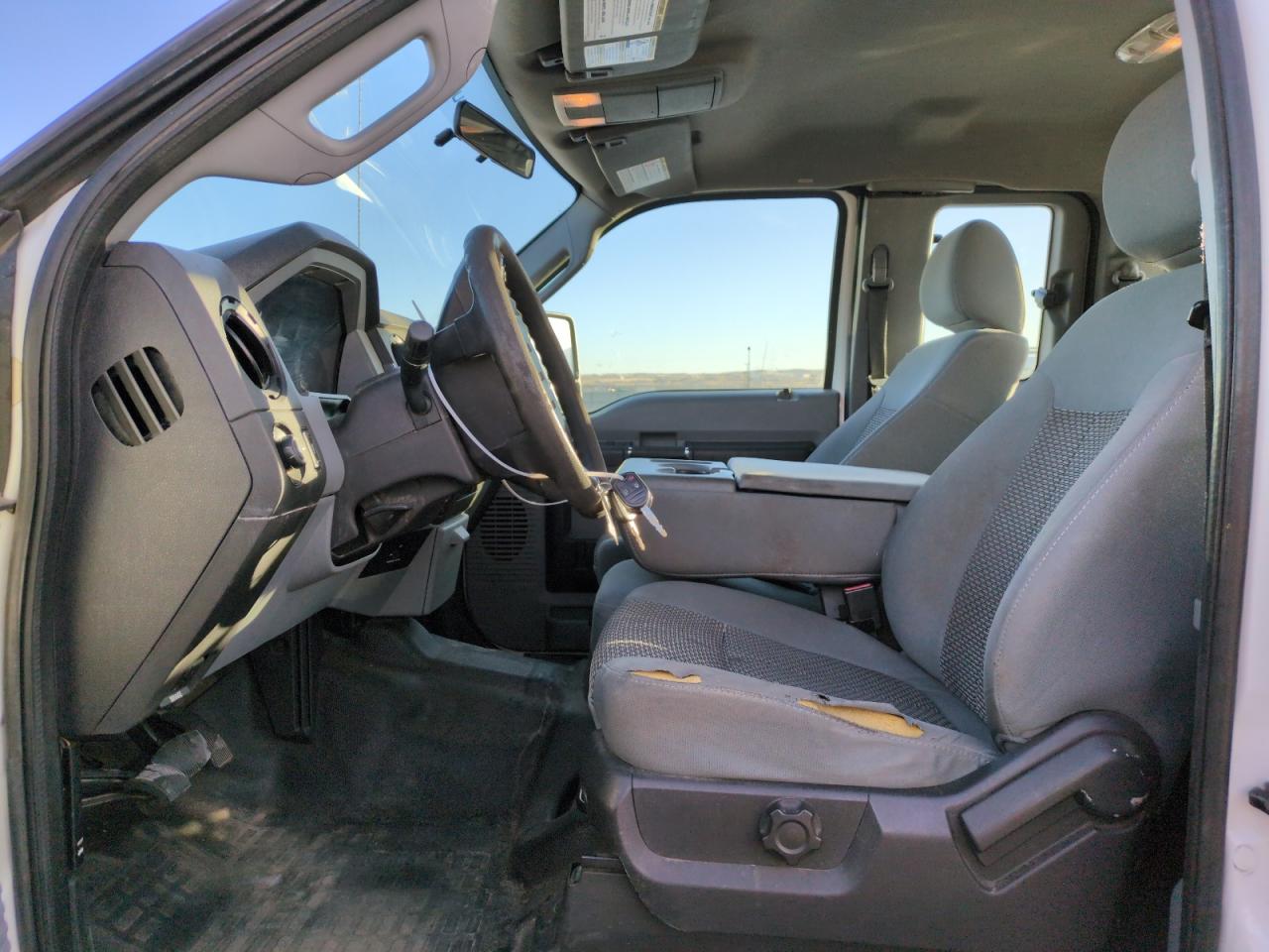 2012 Ford F350 - Image 7