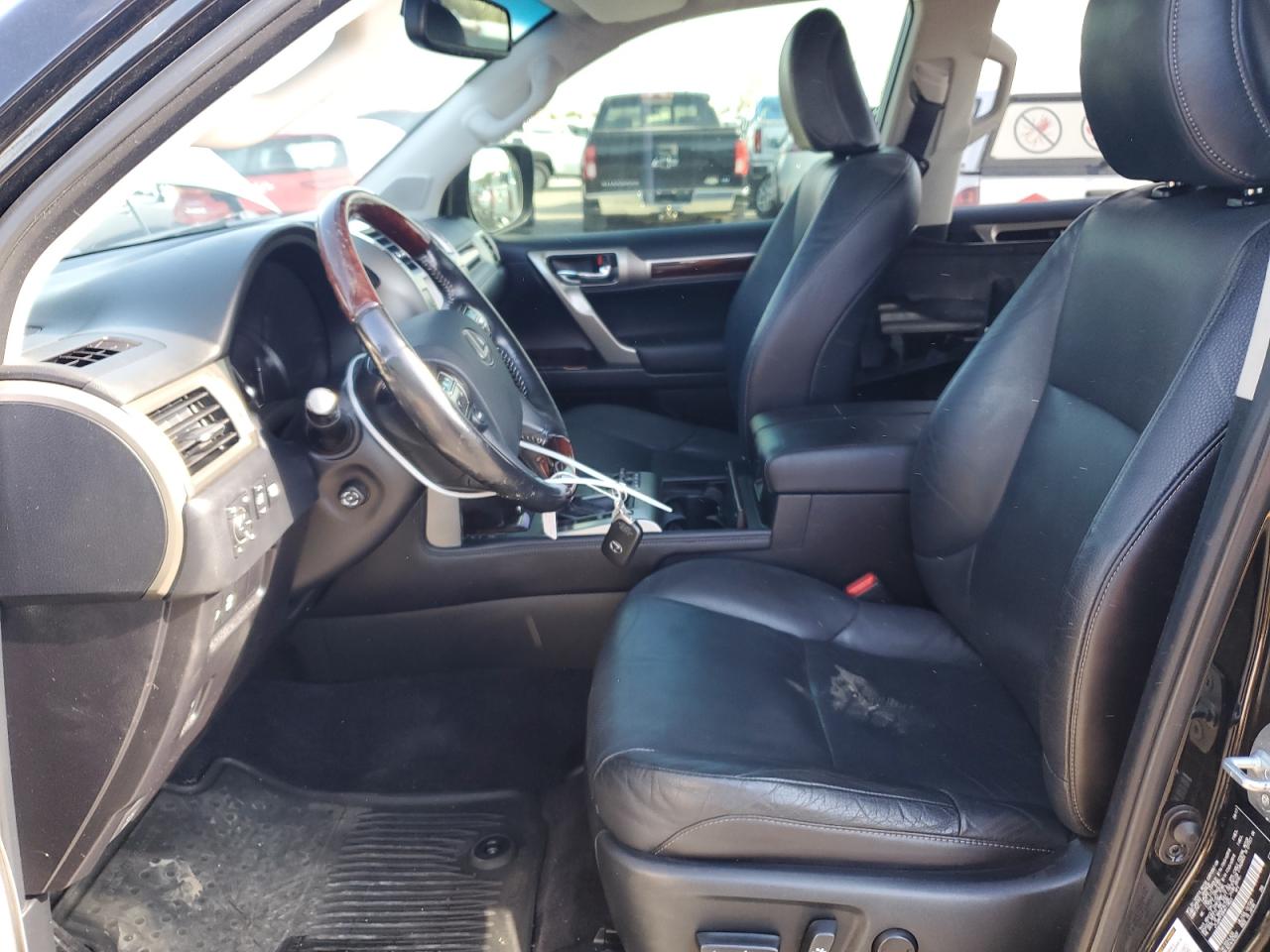 2017 Lexus GX - Image 7