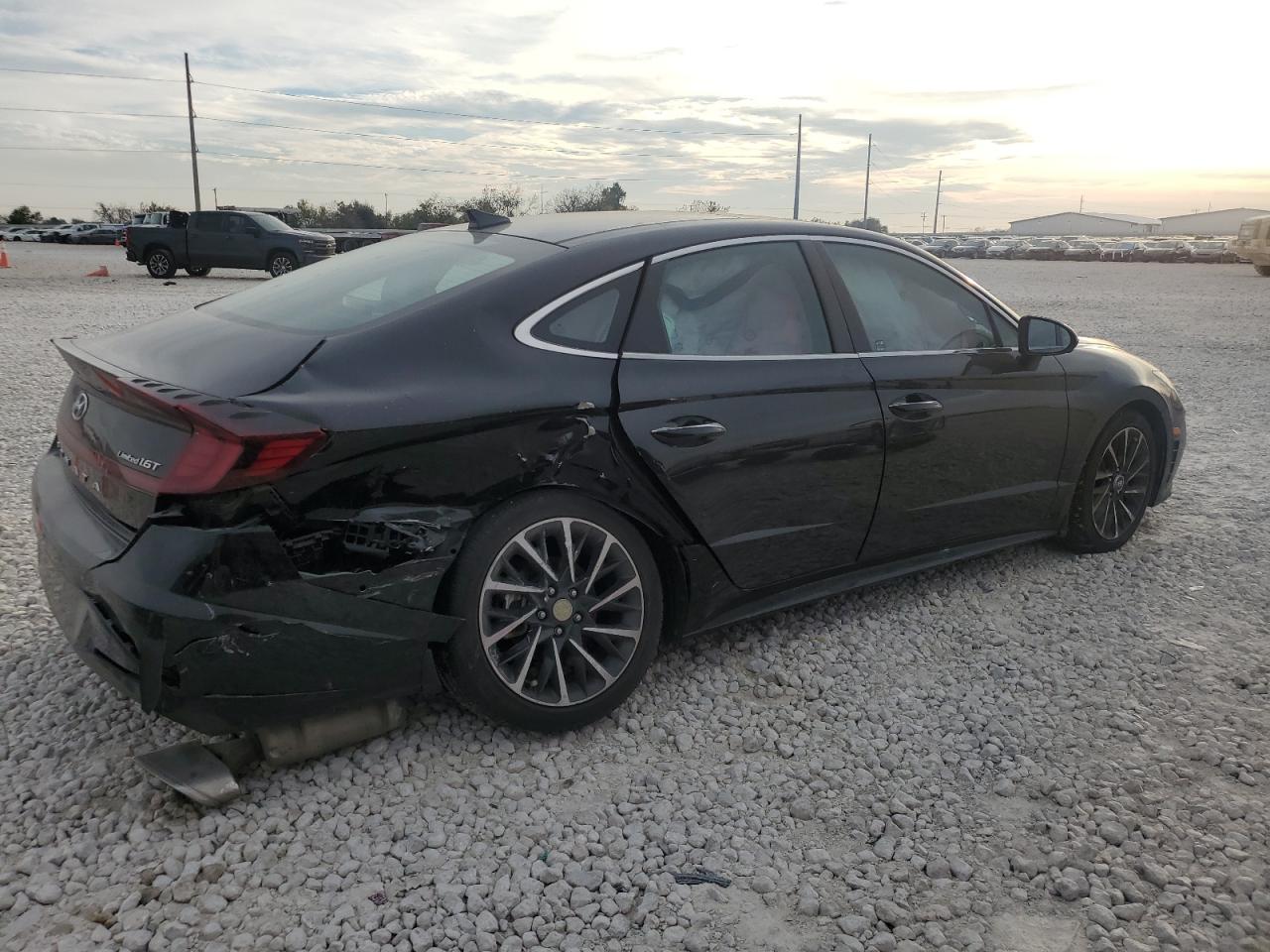 2022 Hyundai Sonata - Image 3