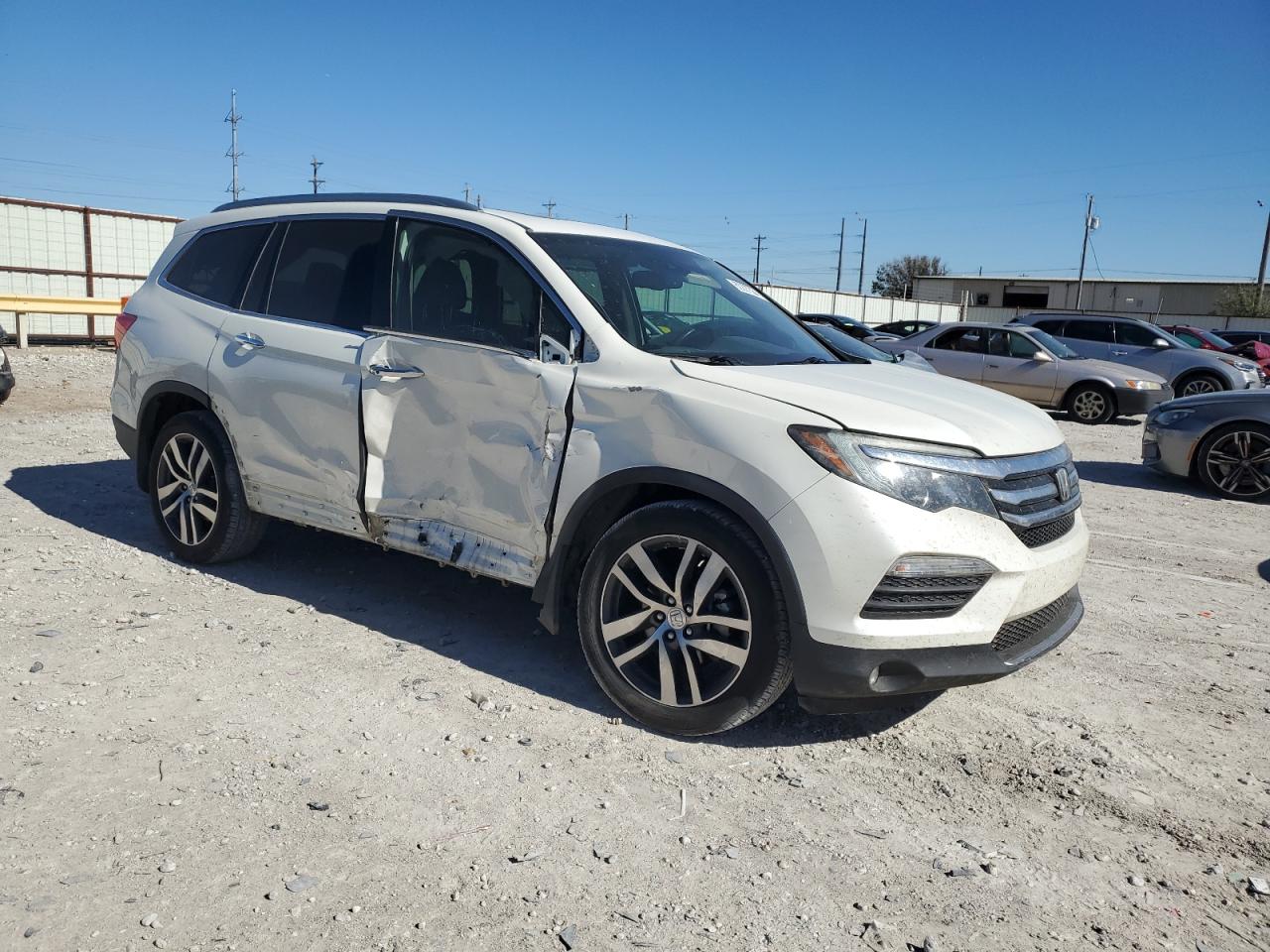 2017 Honda Pilot - Image 4