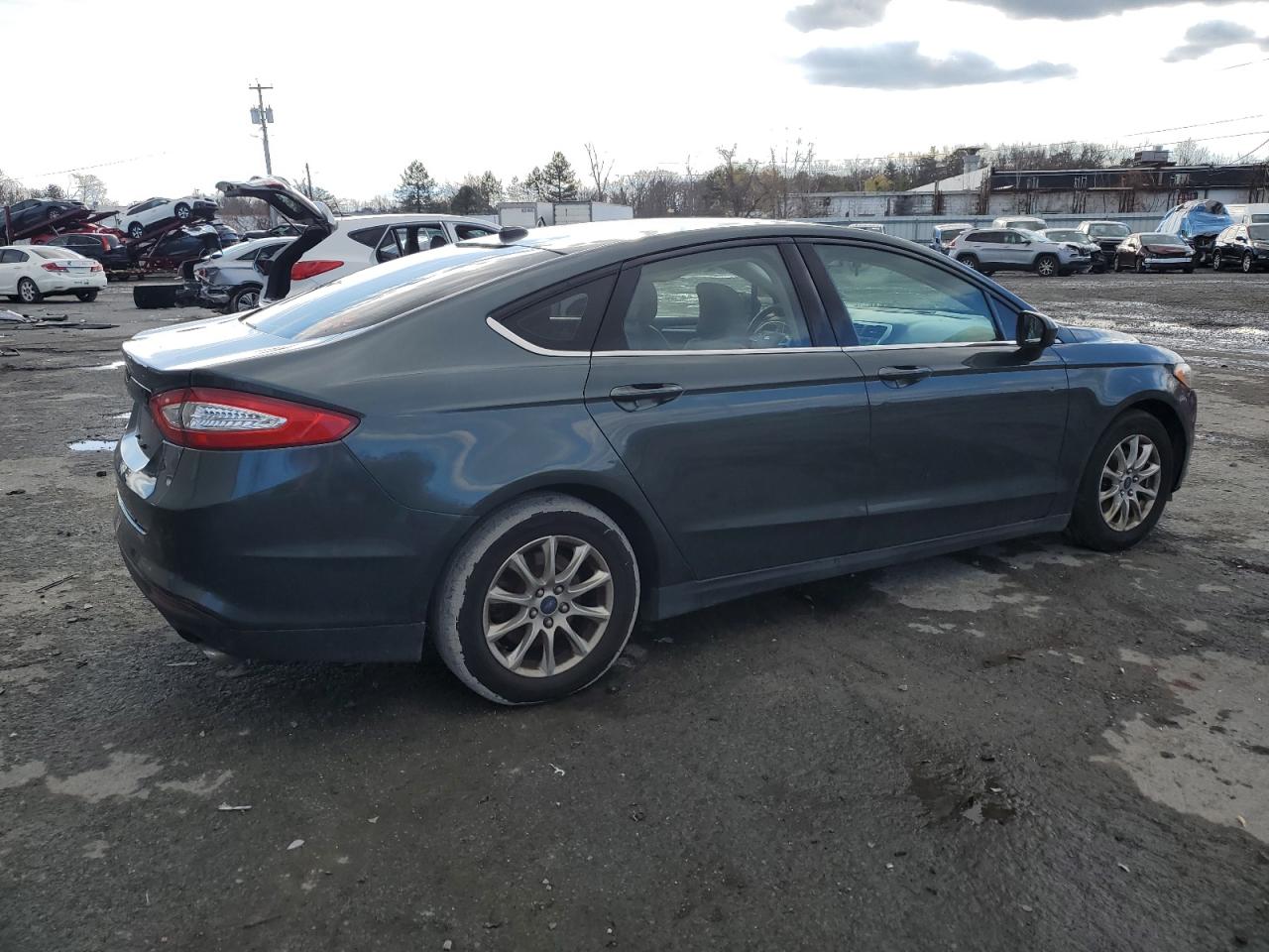 VIN 1FA6P0G7XG5108847 2016 FORD FUSION no.3