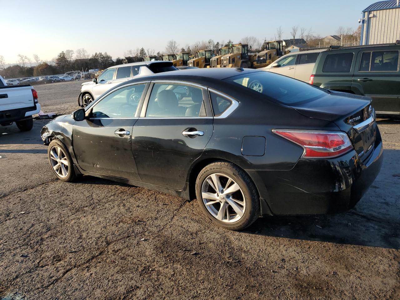2015 Nissan Altima - Image 2