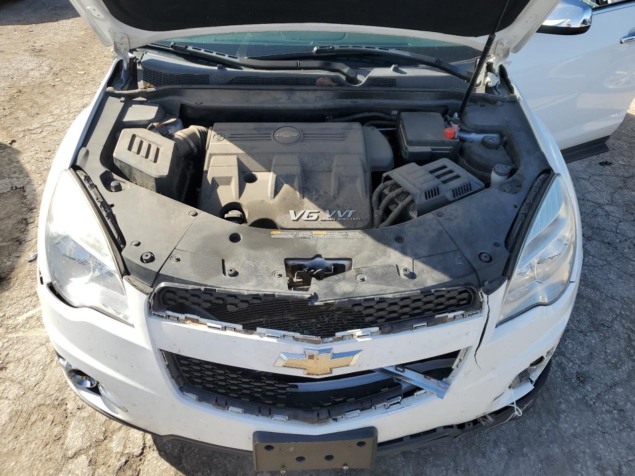 2014 Chevrolet Equinox - Image 13