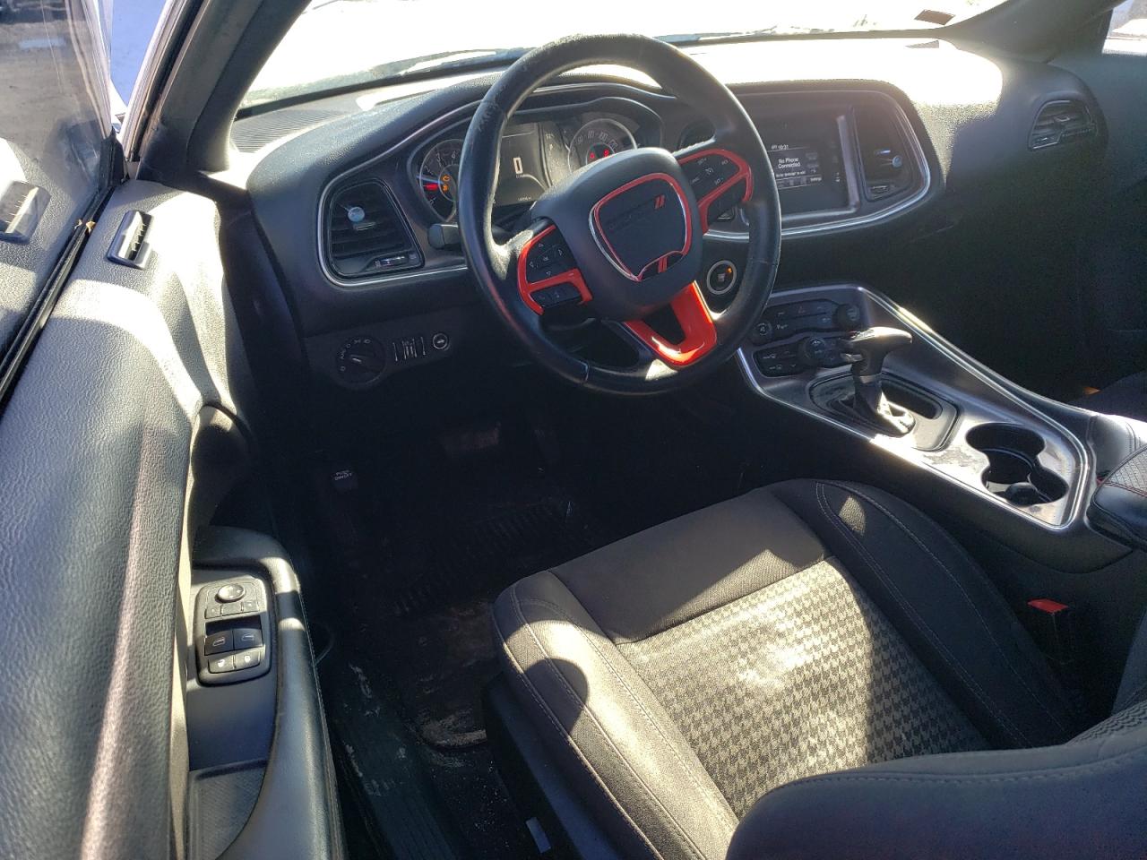 2015 Dodge Challenger - Image 8