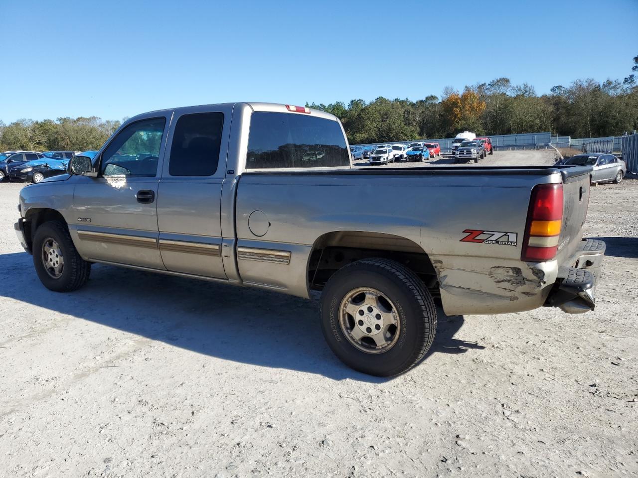 2002 Chevrolet Silverado - Image 2