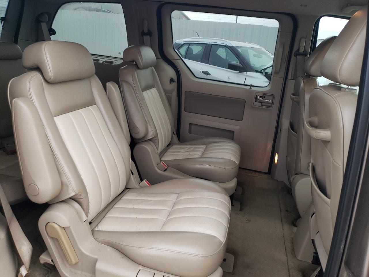 2005 Mercury Monterey - Image 11