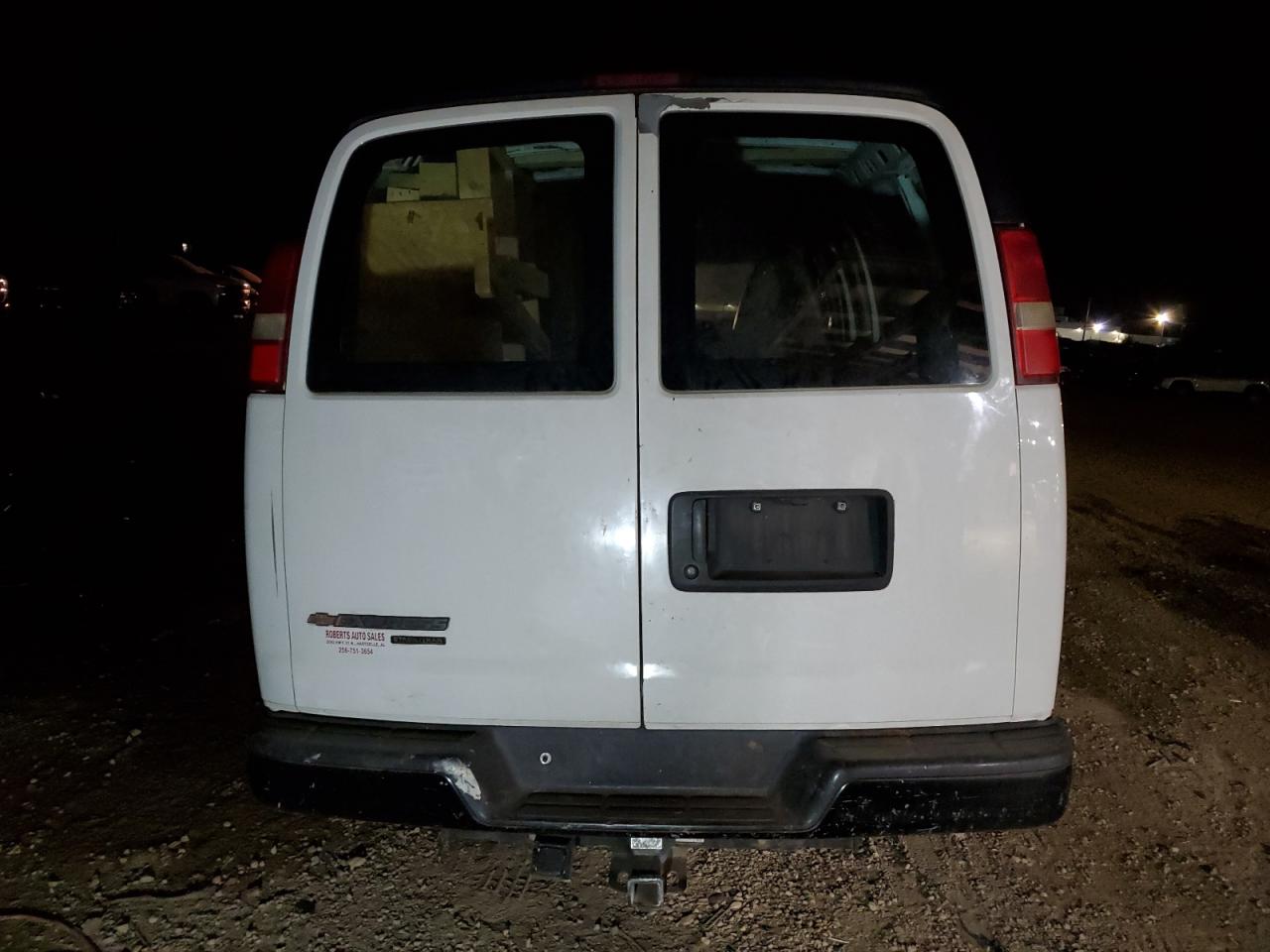 2011 Chevrolet Express - Image 6
