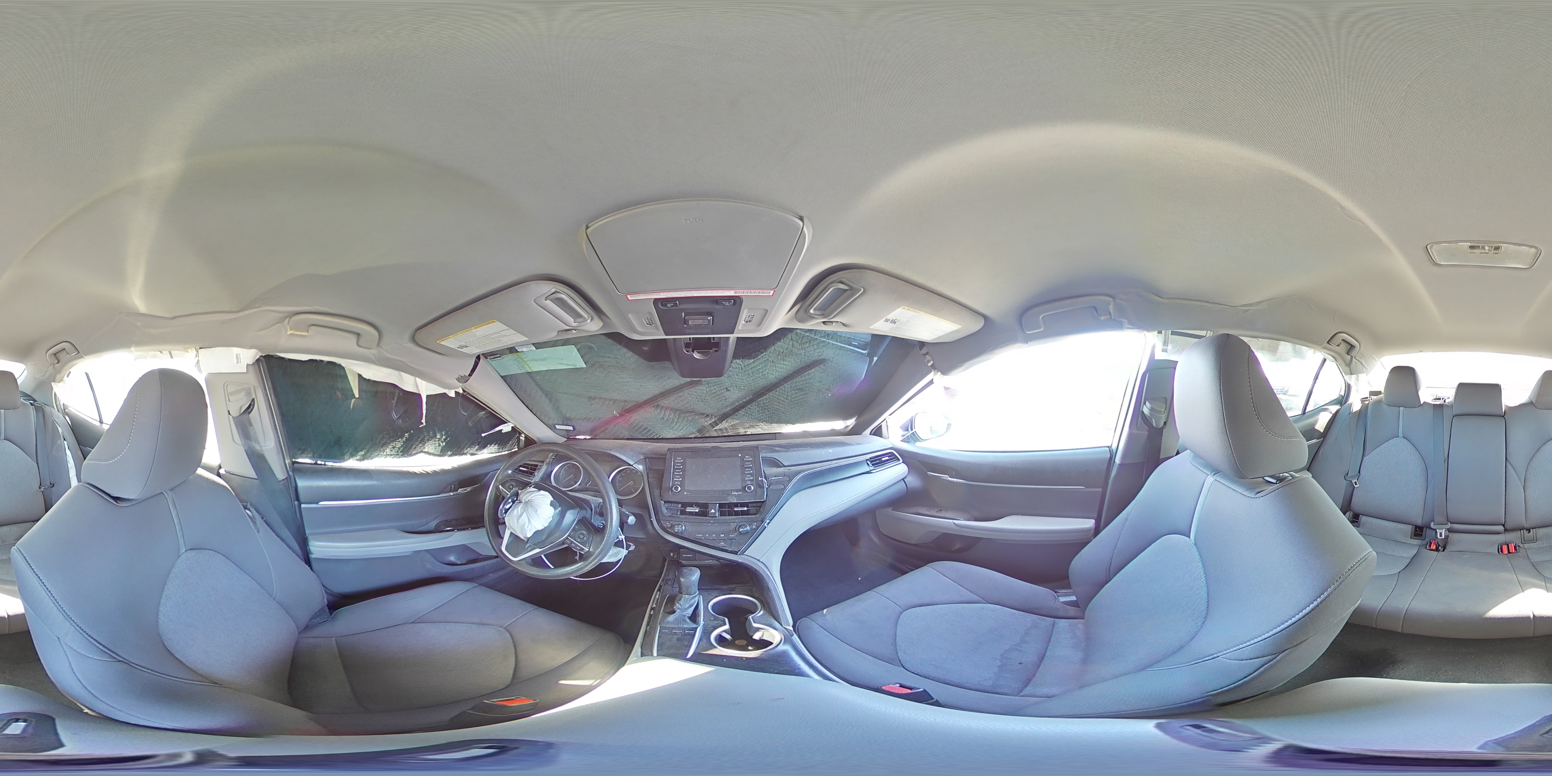 2022 Toyota Camry - Image 12