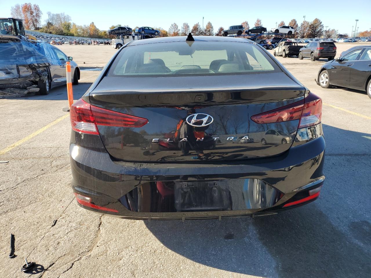 2020 Hyundai Elantra - Image 6