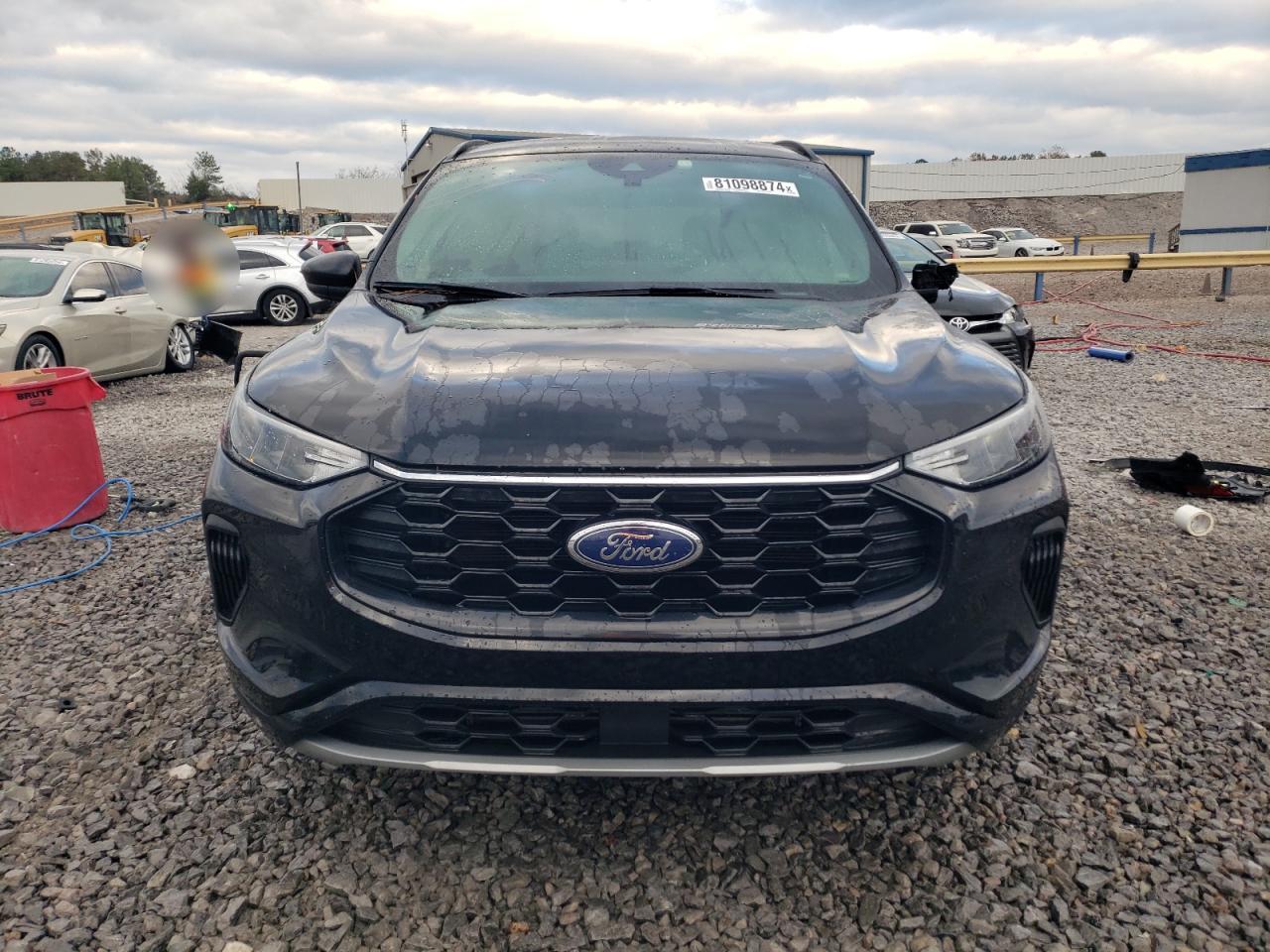 2023 Ford Escape - Image 5