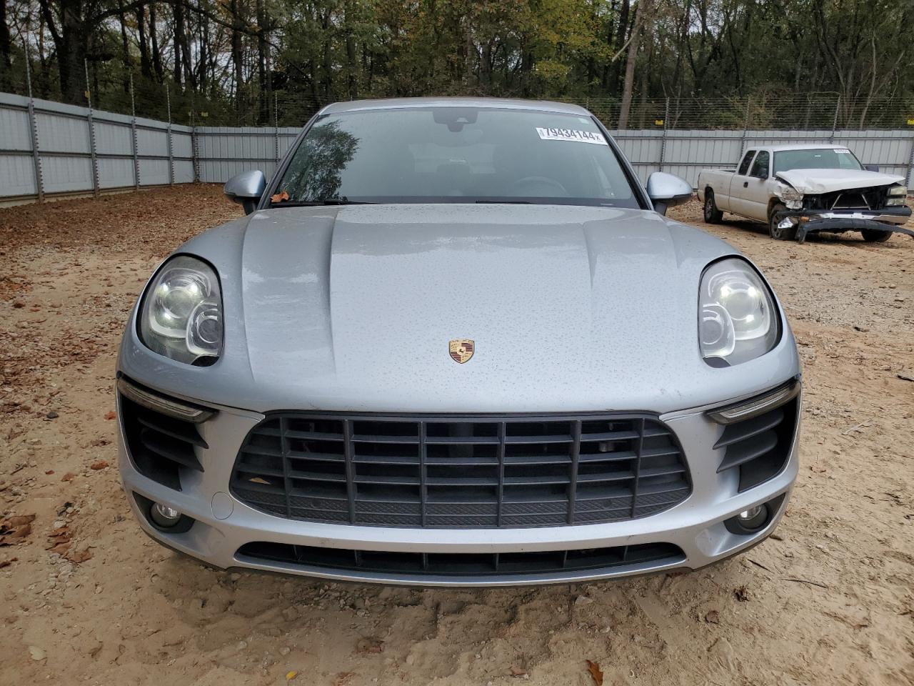 2017 Porsche Macan - Image 5