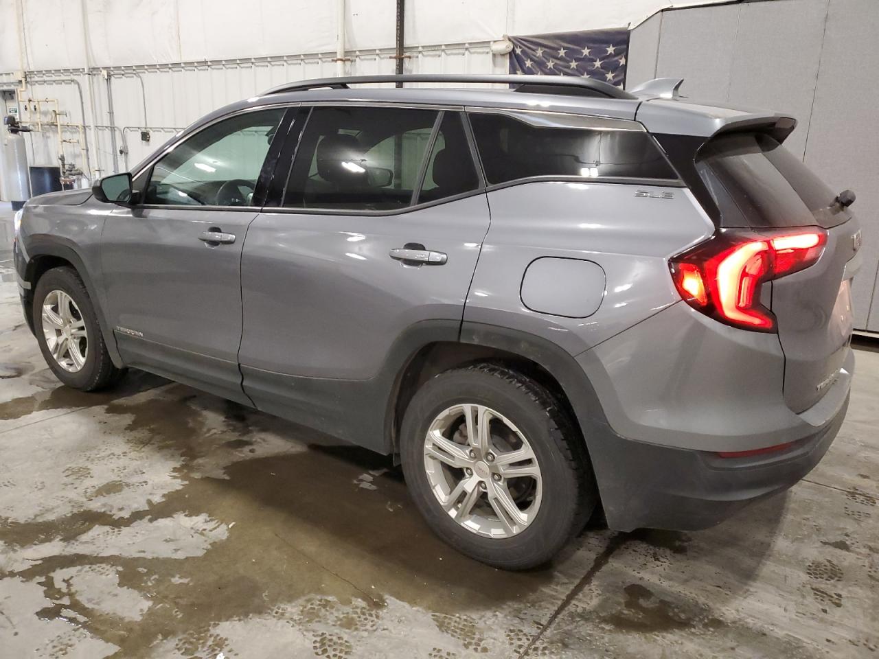 2018 GMC Terrain - Image 2