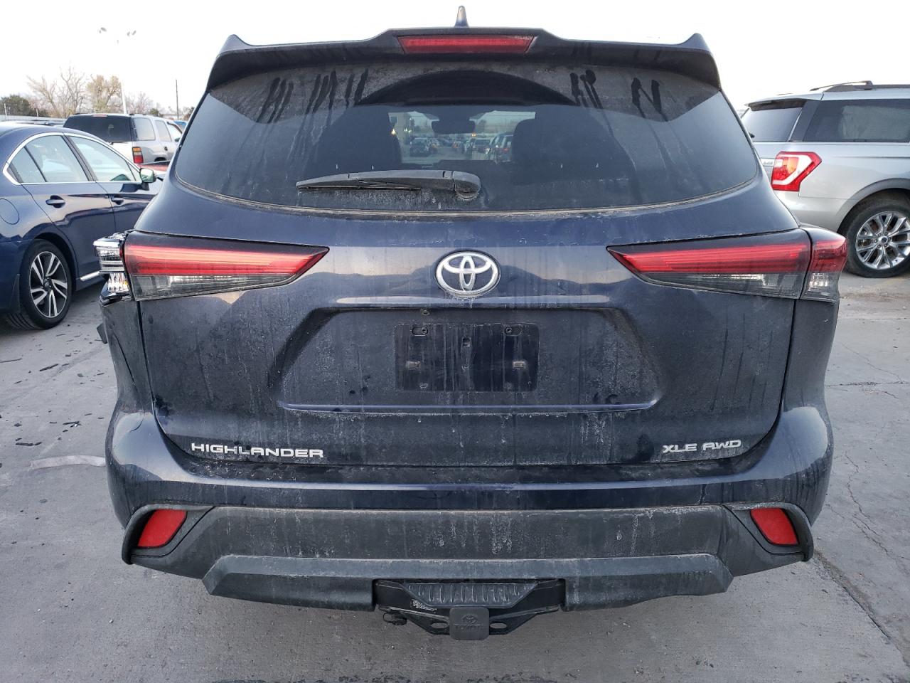 2021 Toyota Highlander Xle VIN: 5TDGZRBH7MS525376 Lot: 80703484