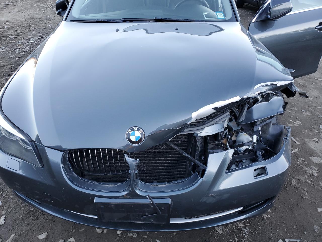 2010 BMW 5er - Image 11