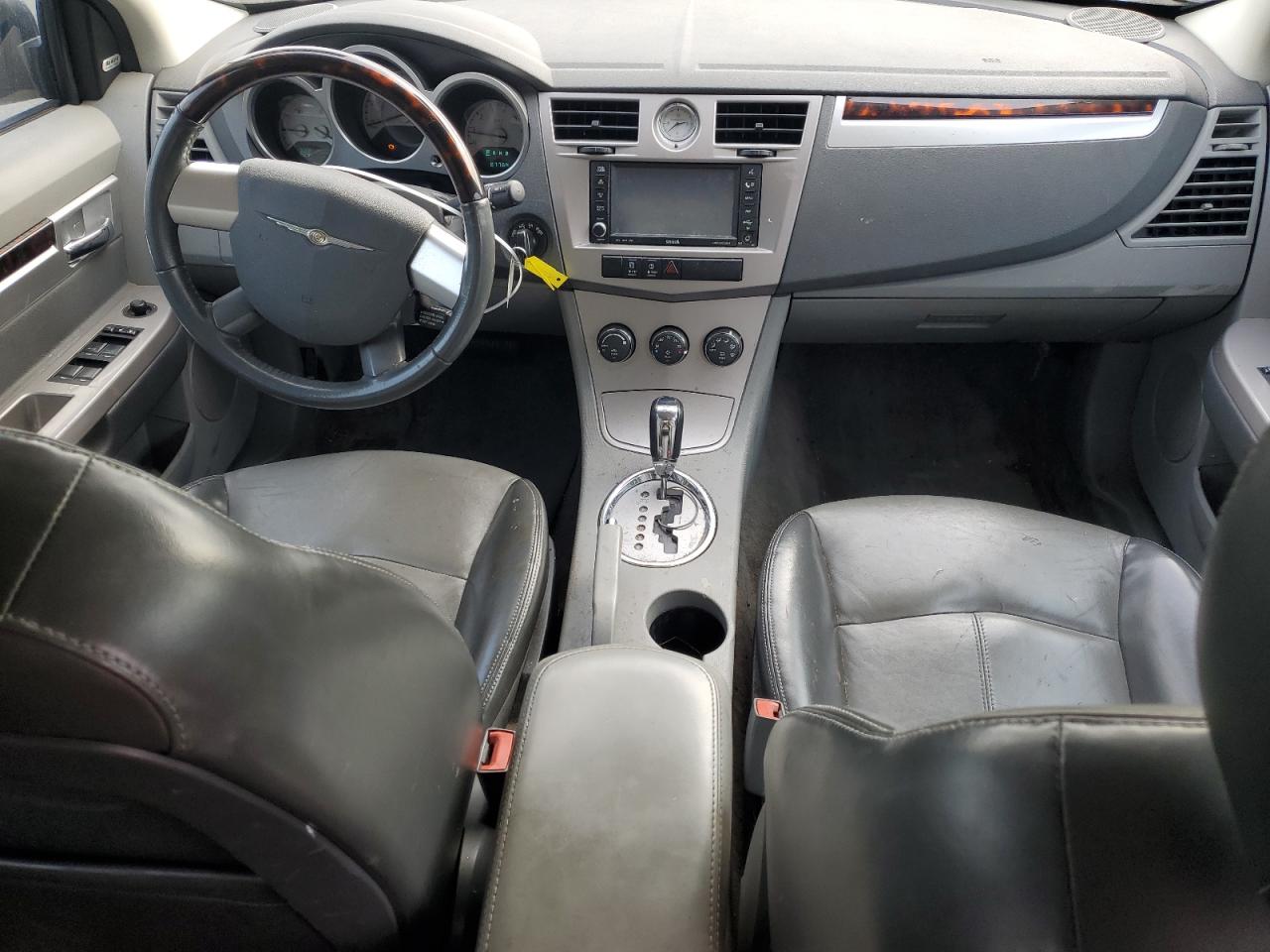2008 Chrysler Sebring - Image 8