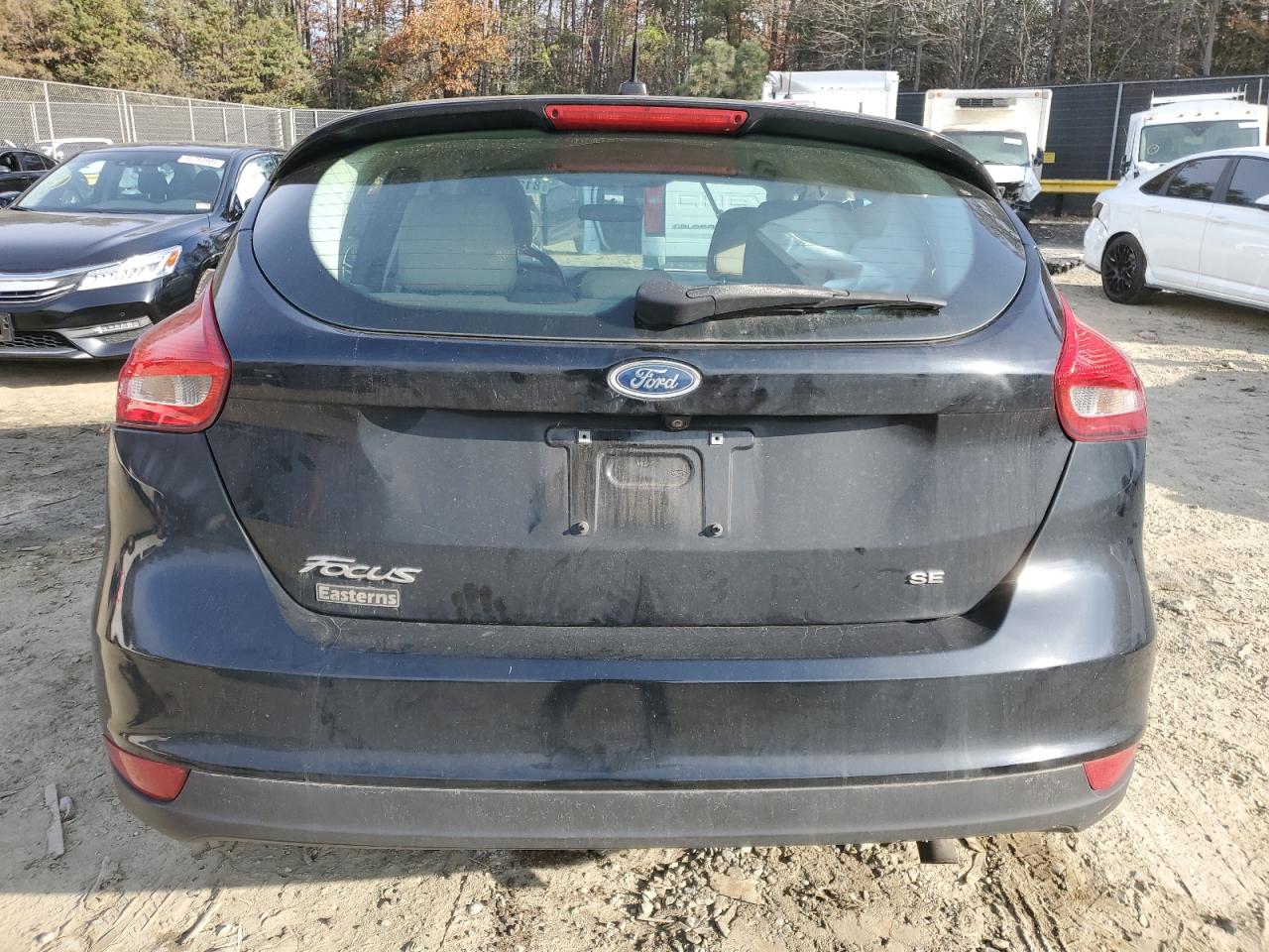 2017 Ford Focus - Image 6