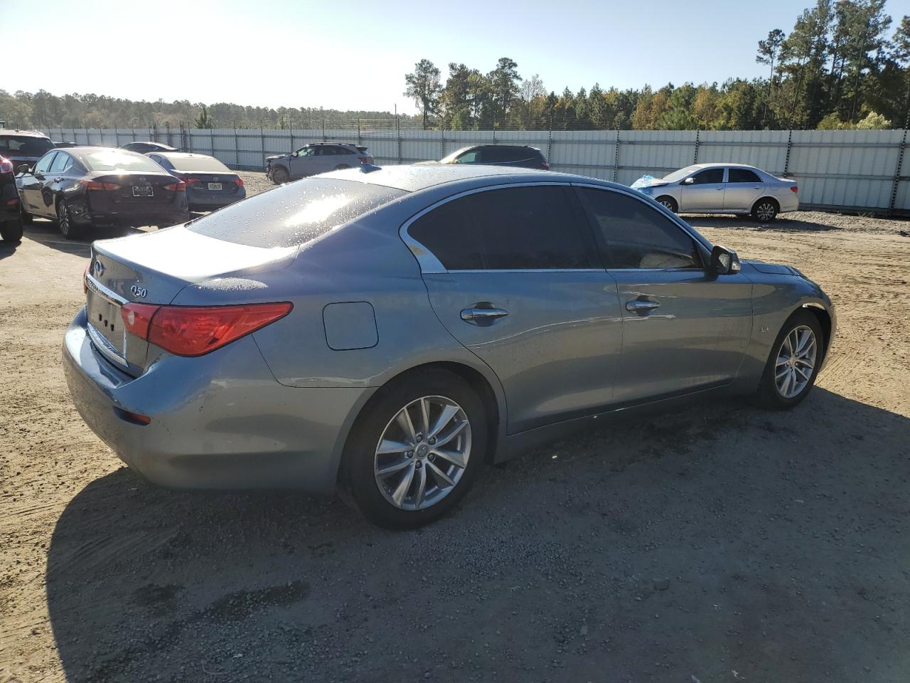 2017 Infiniti Q50 - Image 3