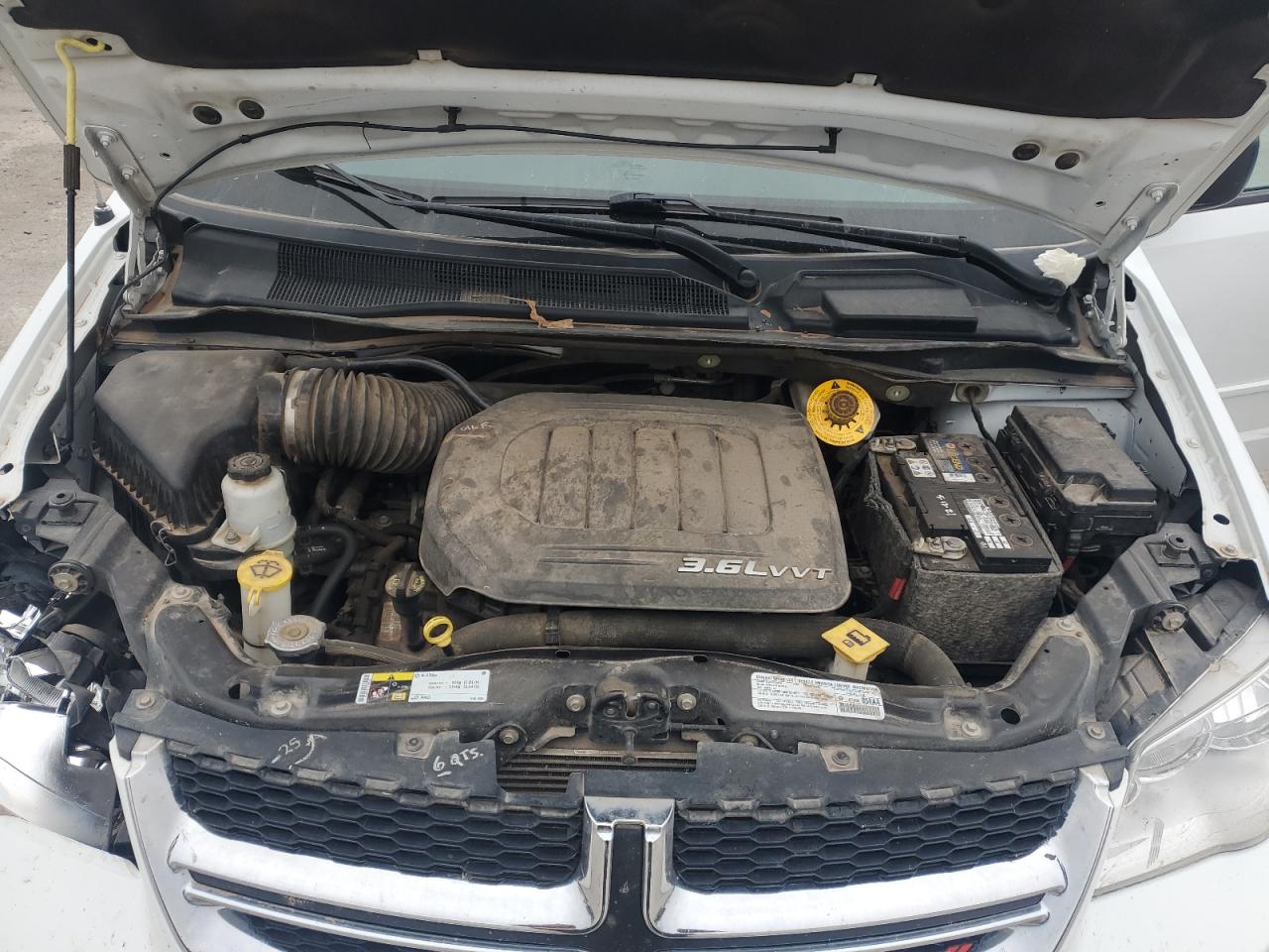 2014 Dodge Caravan - Image 12