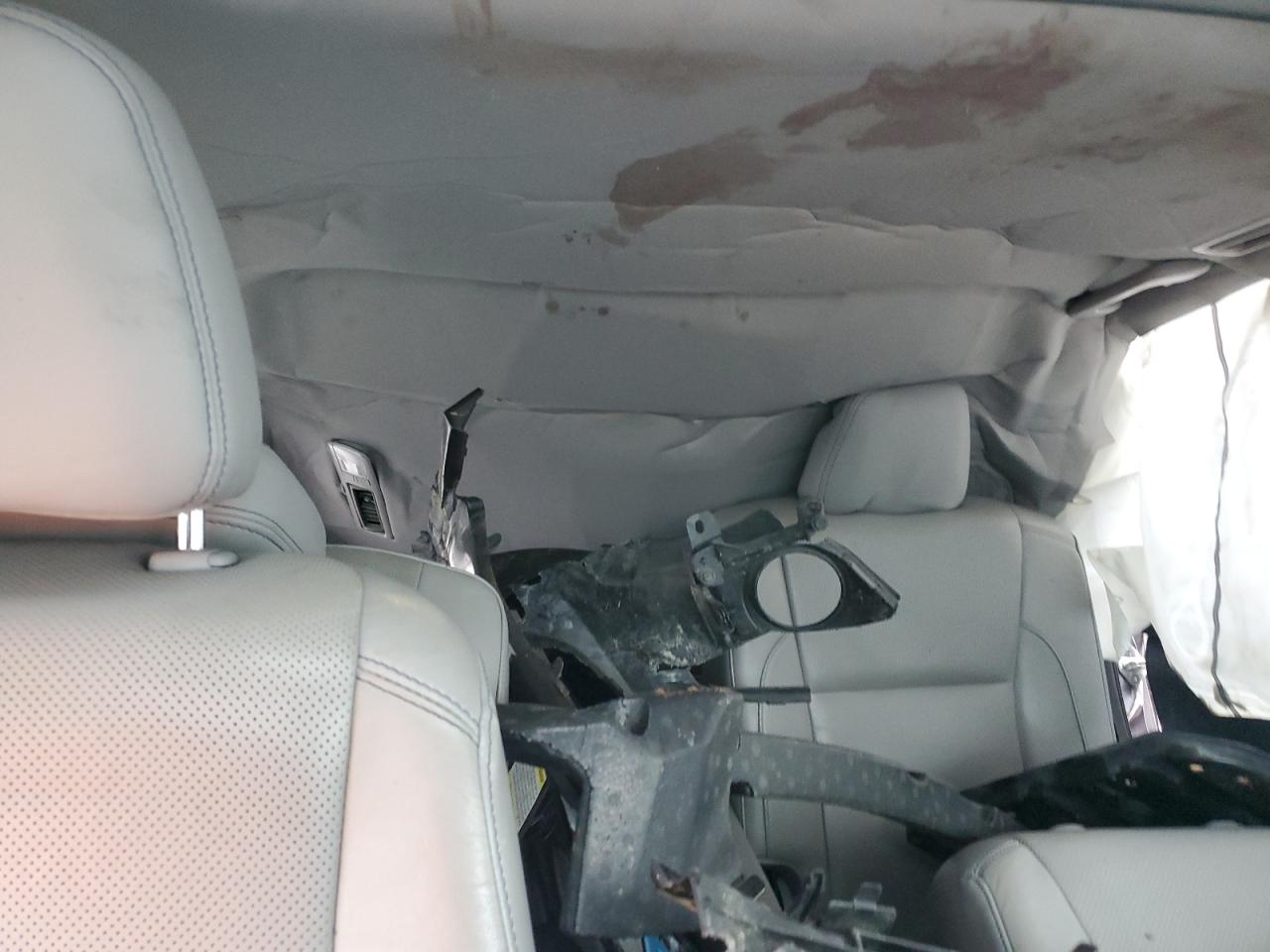 2015 Toyota Highlander - Image 10