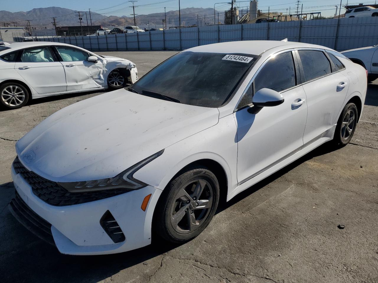 2022 Kia K5 - Image 1