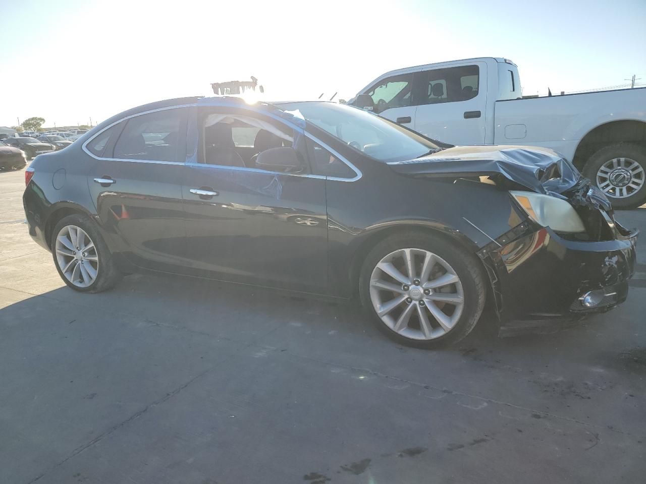 VIN 1G4PS5SK0F4194885 2015 BUICK VERANO no.4