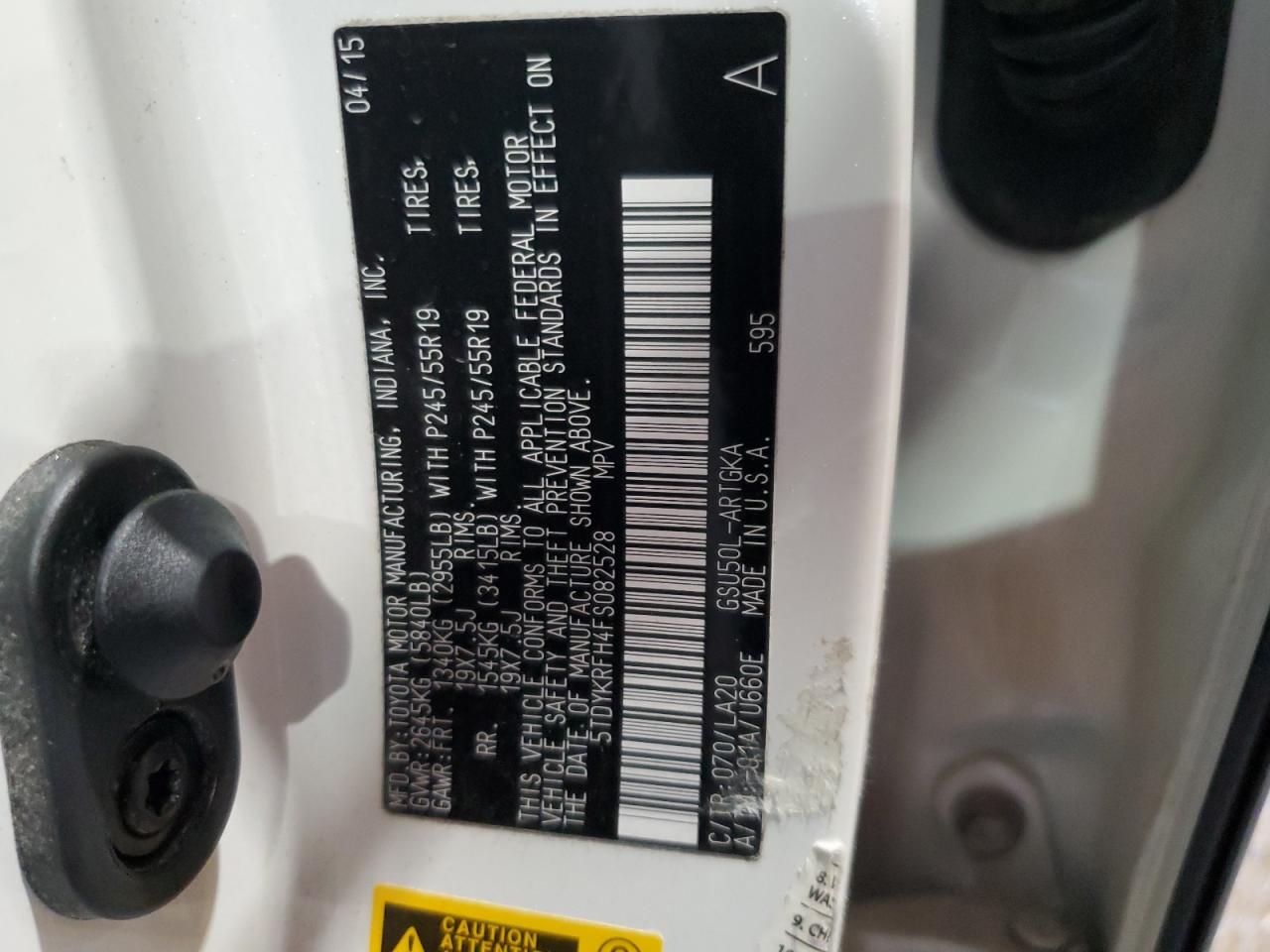 2015 Toyota Highlander - Image 12