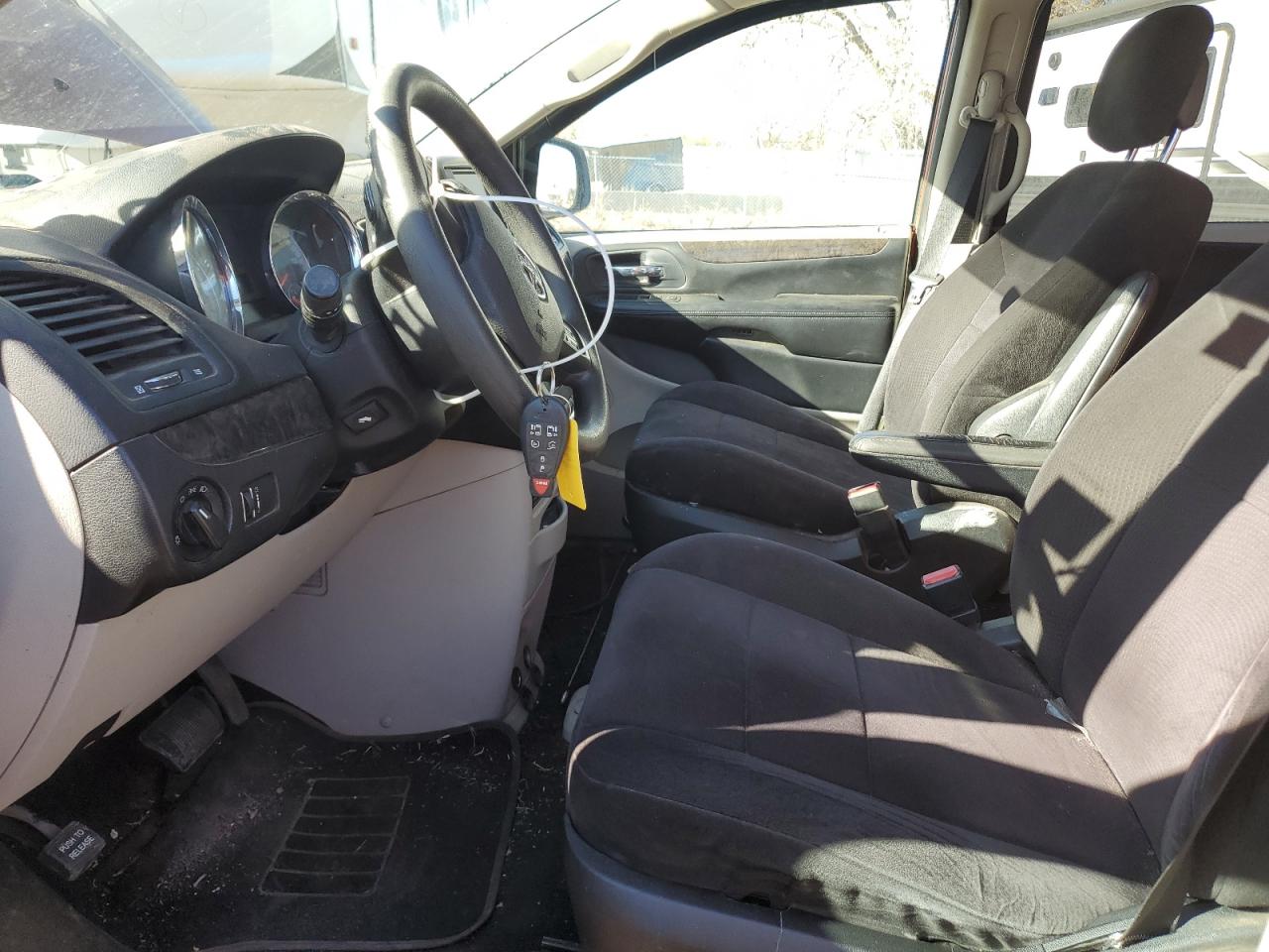 2011 Dodge Caravan - Image 7