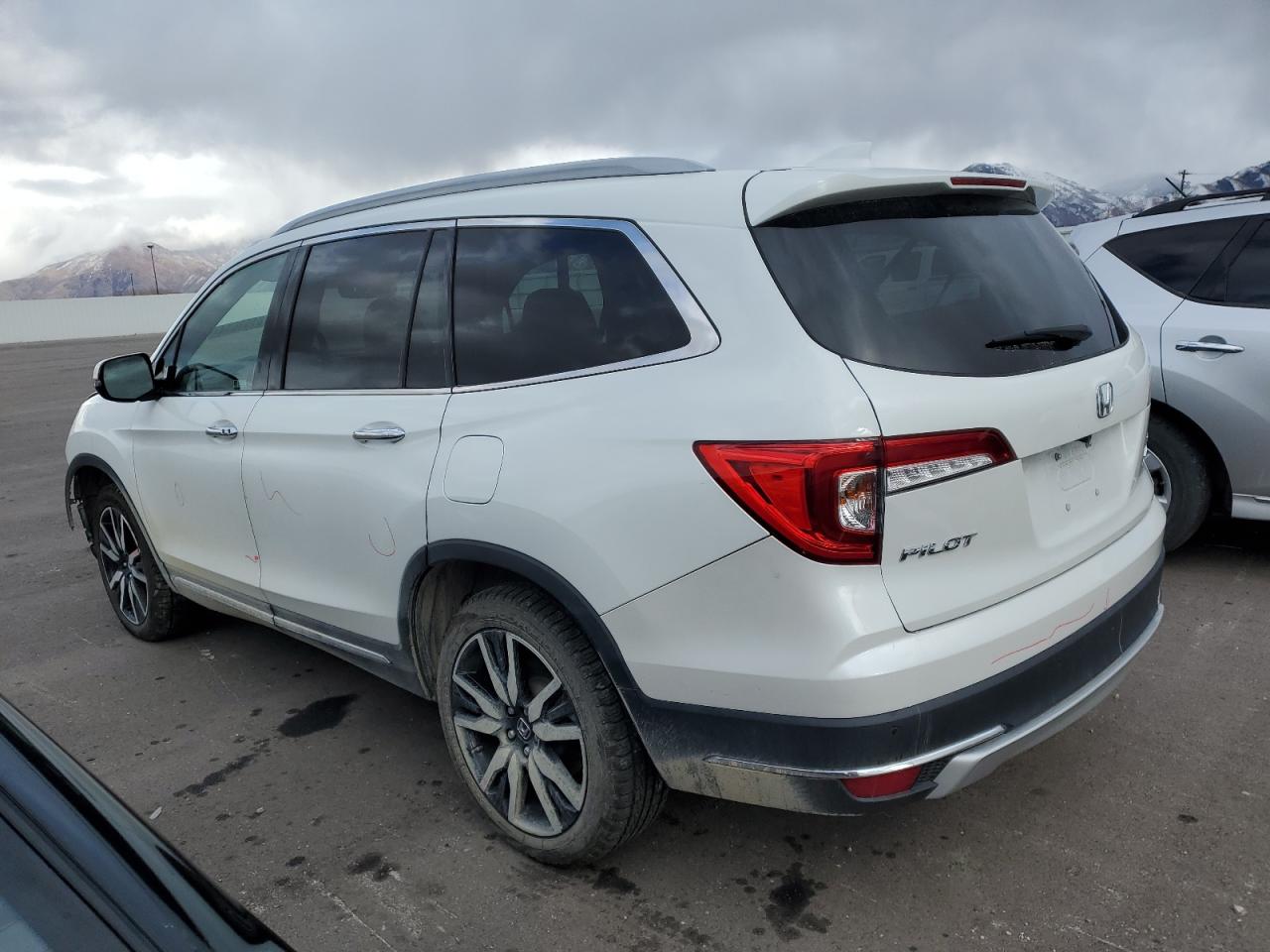 2020 Honda Pilot - Image 2