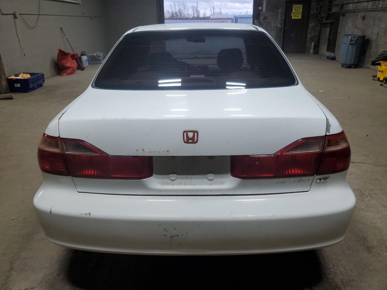 2000 Honda Accord Ex VIN: 1HGCG1655YA085832 Lot: 80364454