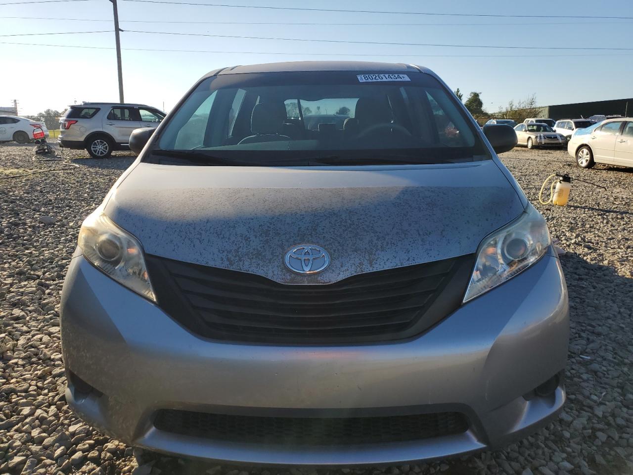 2011 Toyota Sienna - Image 5