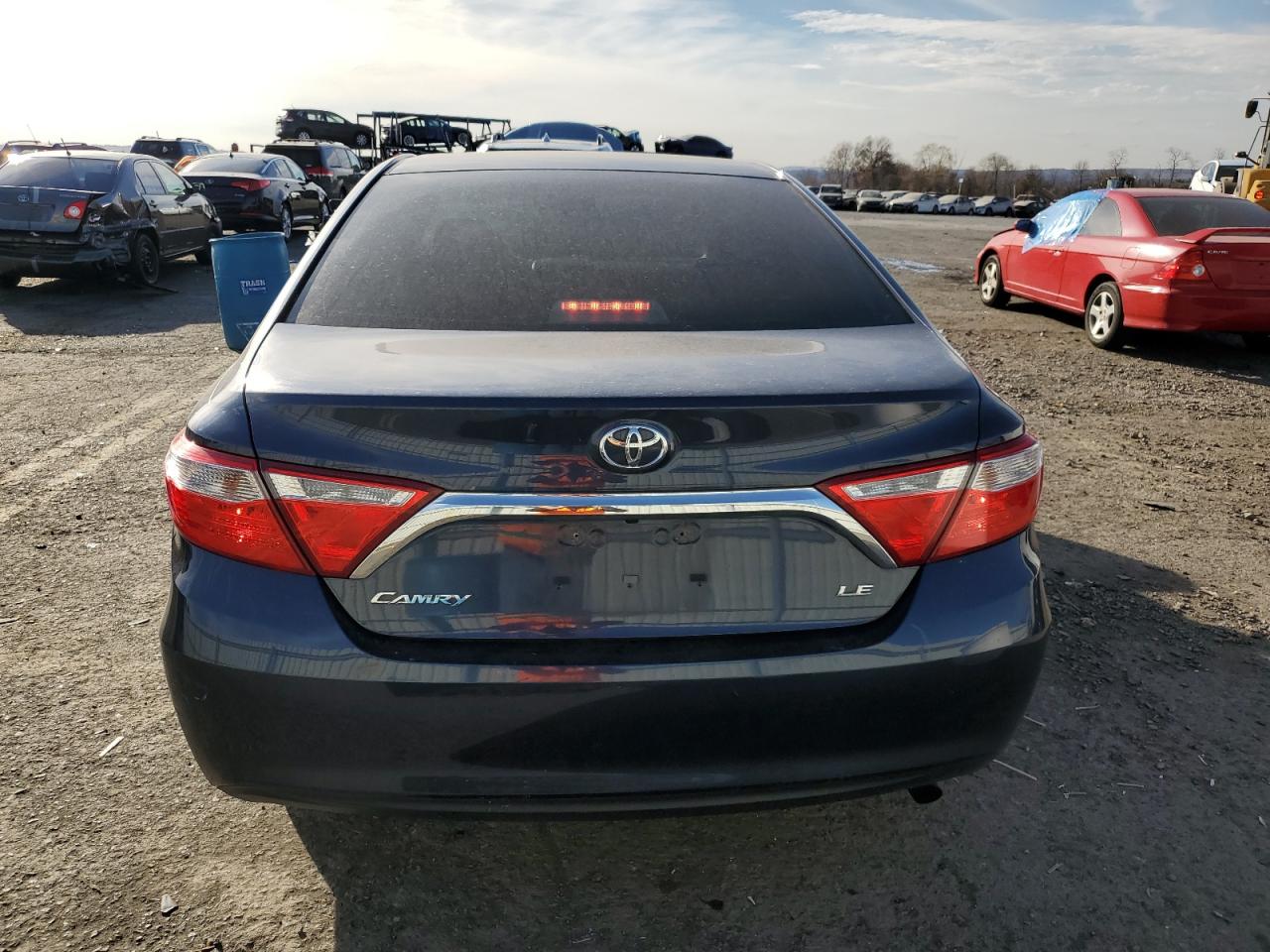 2015 Toyota Camry Le VIN: 4T4BF1FK3FR445518 Lot: 79288164