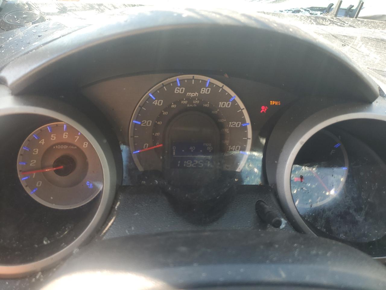 2010 Honda Fit - Image 9