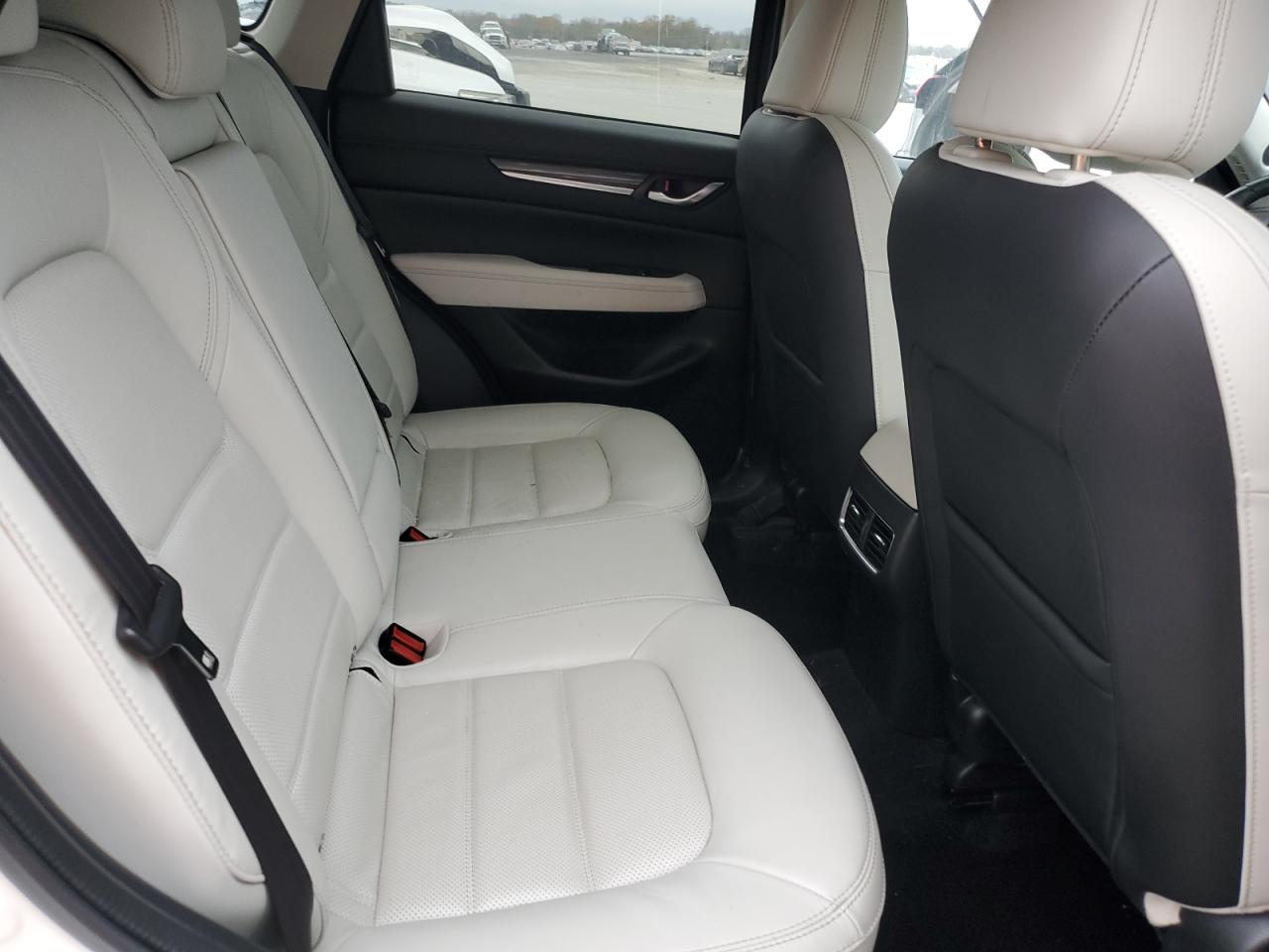 2020 Mazda CX-5 - Image 12