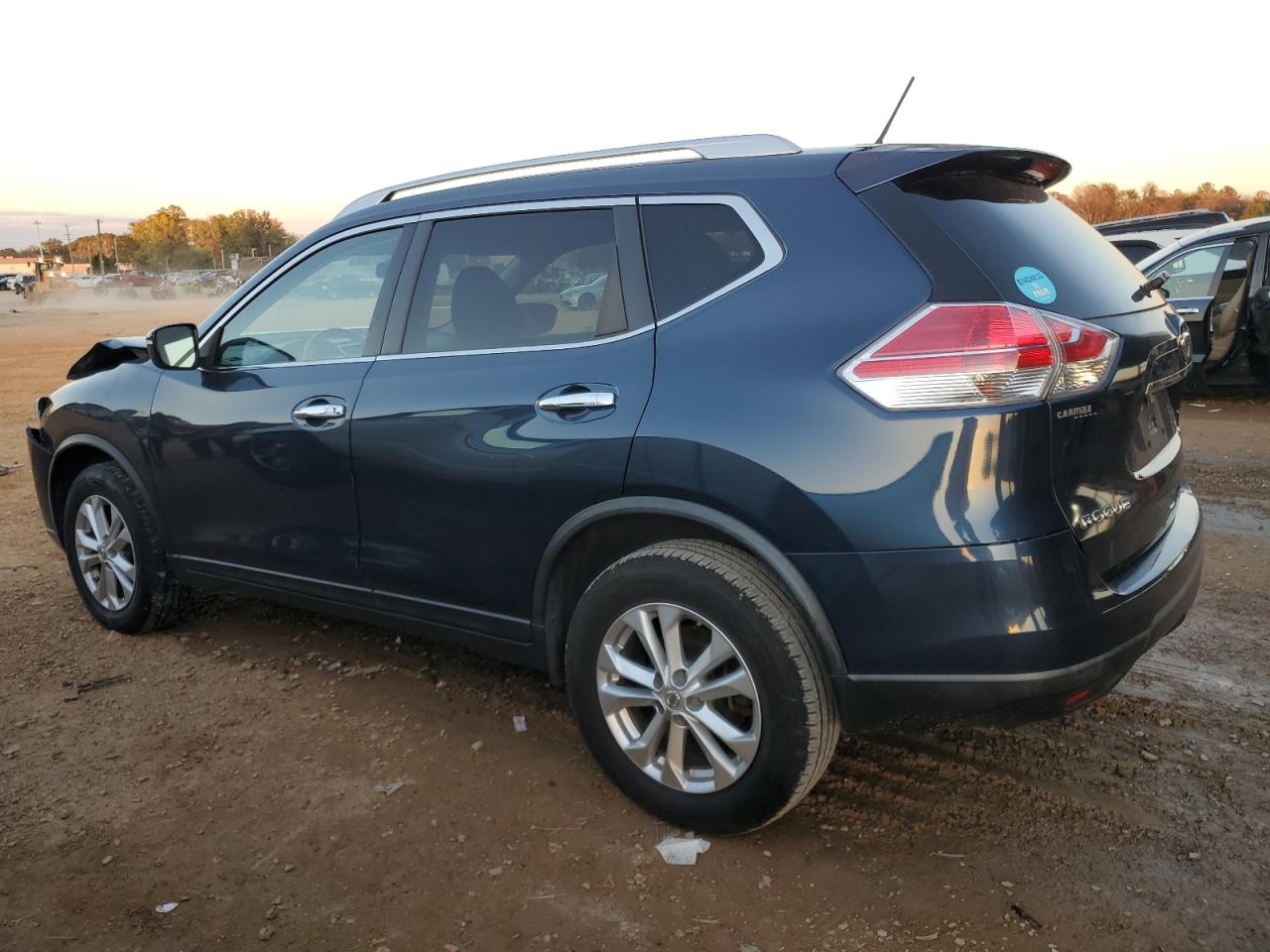 2015 Nissan Rogue S VIN: KNMAT2MV3FP516303 Lot: 81055364