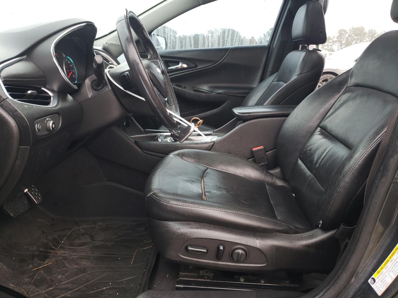 2017 Chevrolet Malibu - Image 7