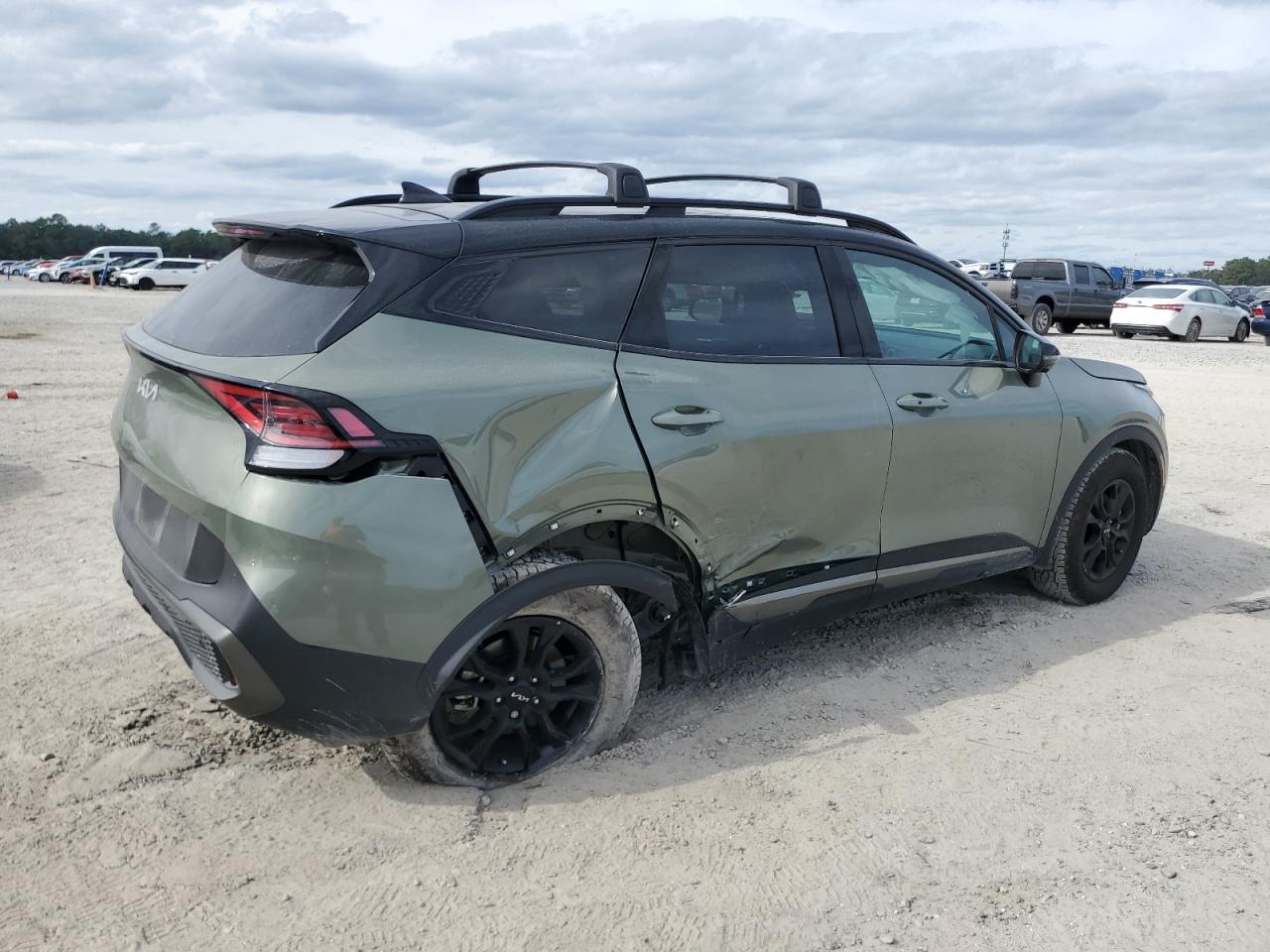 2024 Kia Sportage - Image 3