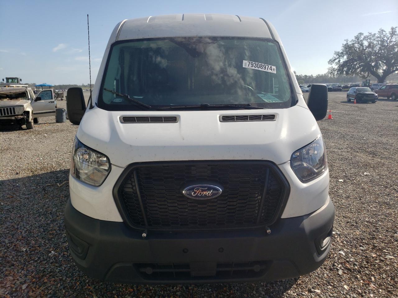 2022 Ford Transit - Image 5