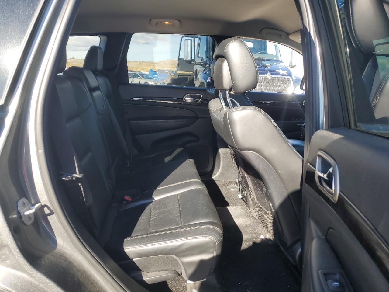 2013 Jeep Grand Cherokee - Image 10