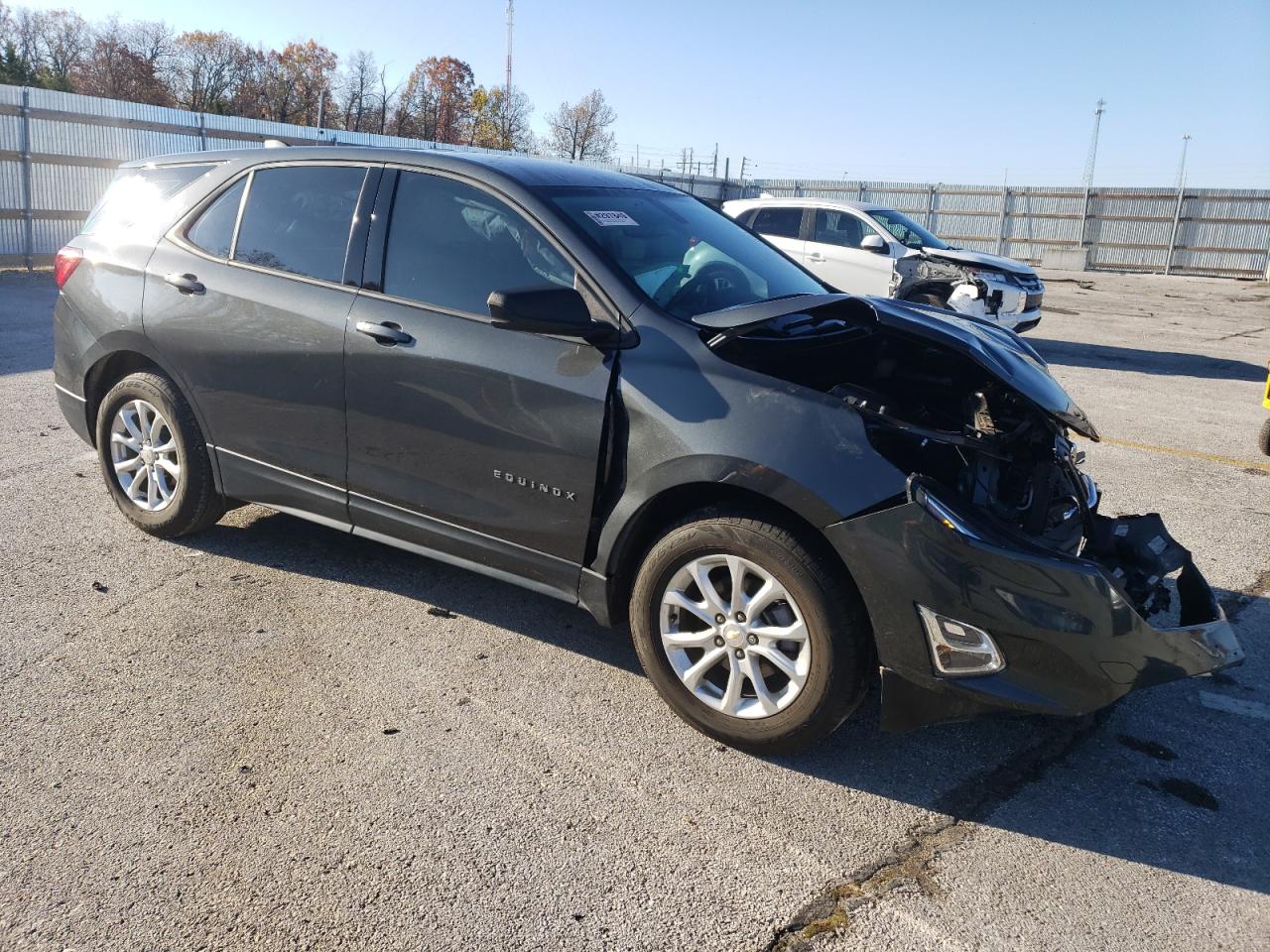 2019 Chevrolet Equinox - Image 4