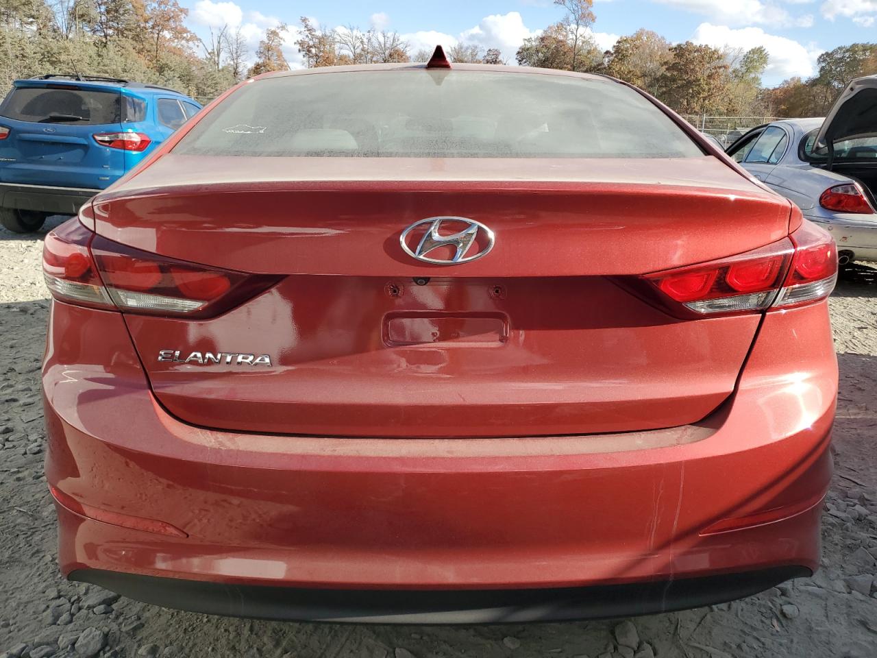 2017 Hyundai Elantra - Image 6