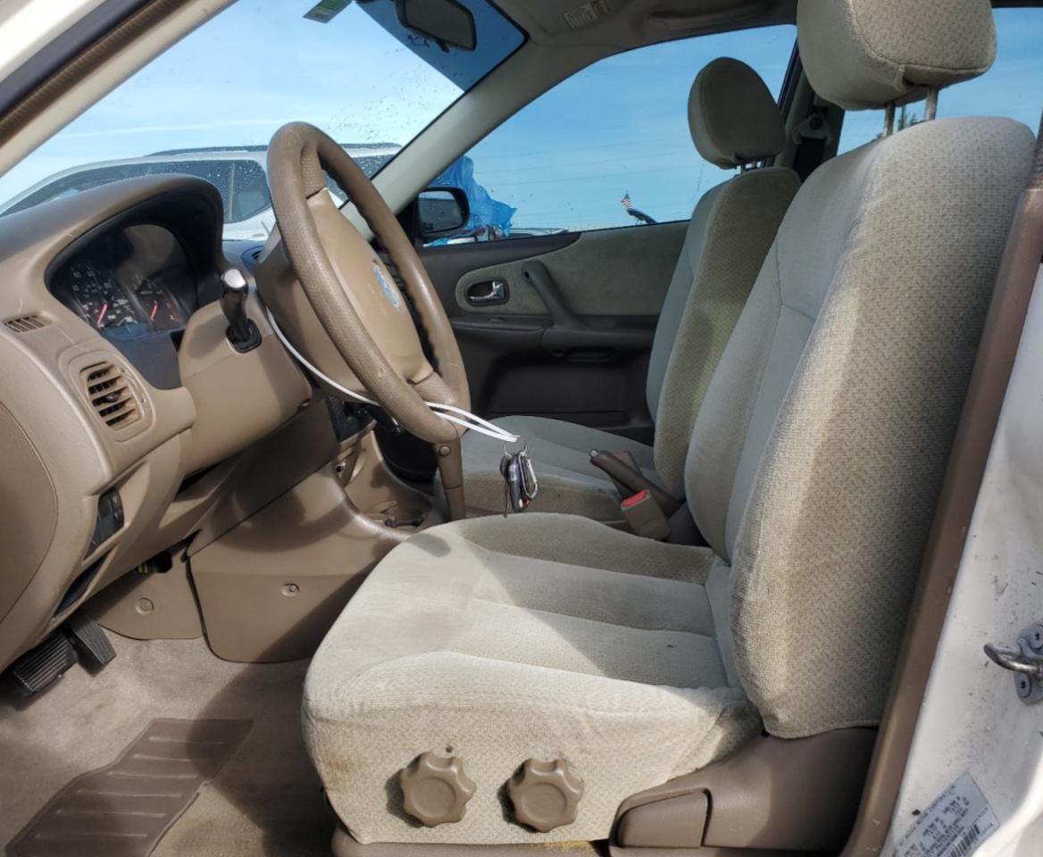 2000 Mazda Protege - Image 7