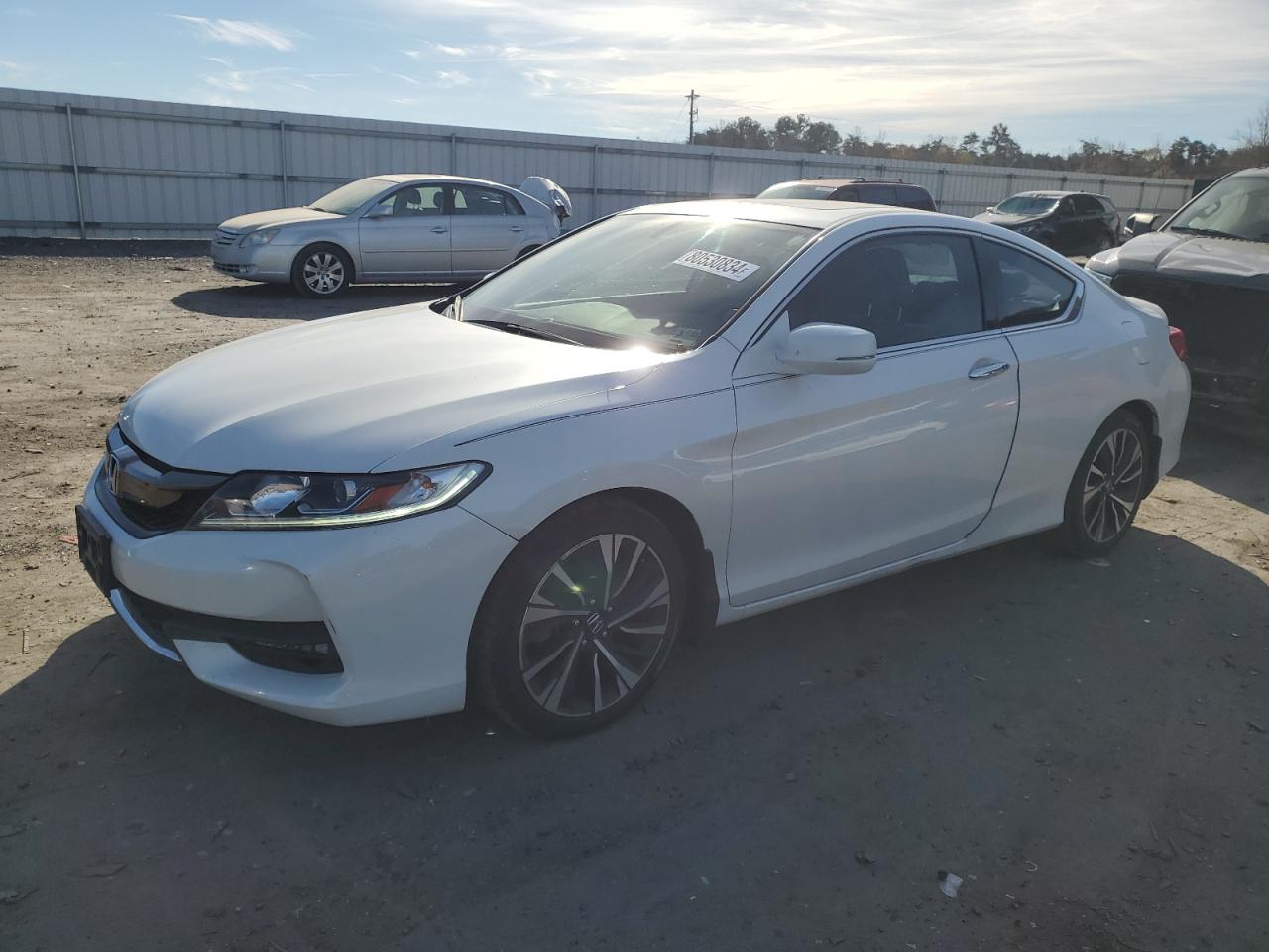 VIN 1HGCT2B81GA001280 2016 HONDA ACCORD no.1