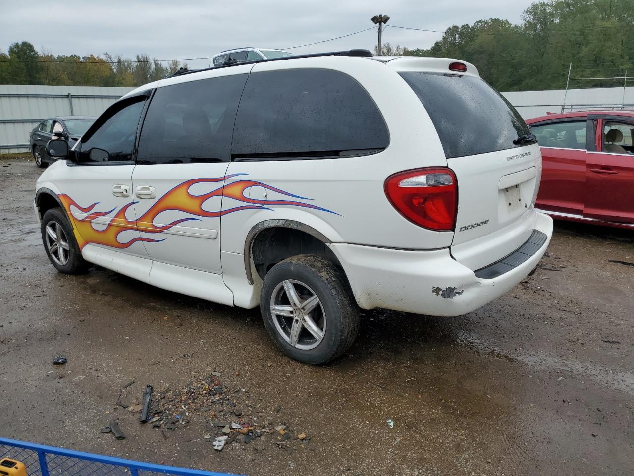 2006 Dodge Caravan - Image 2