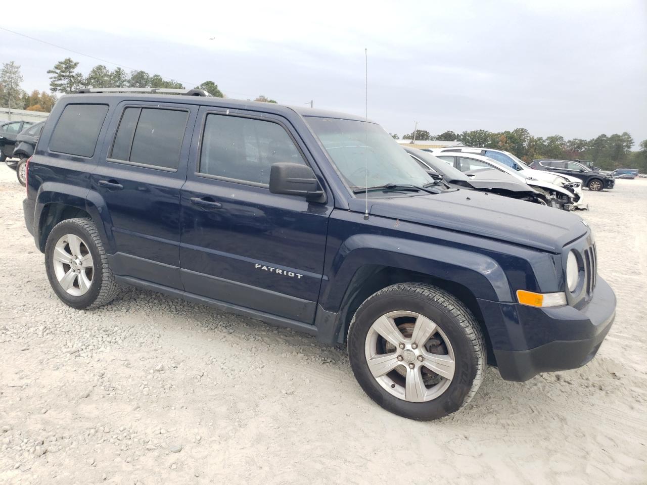 2013 Jeep Liberty (Patriot) - Image 4
