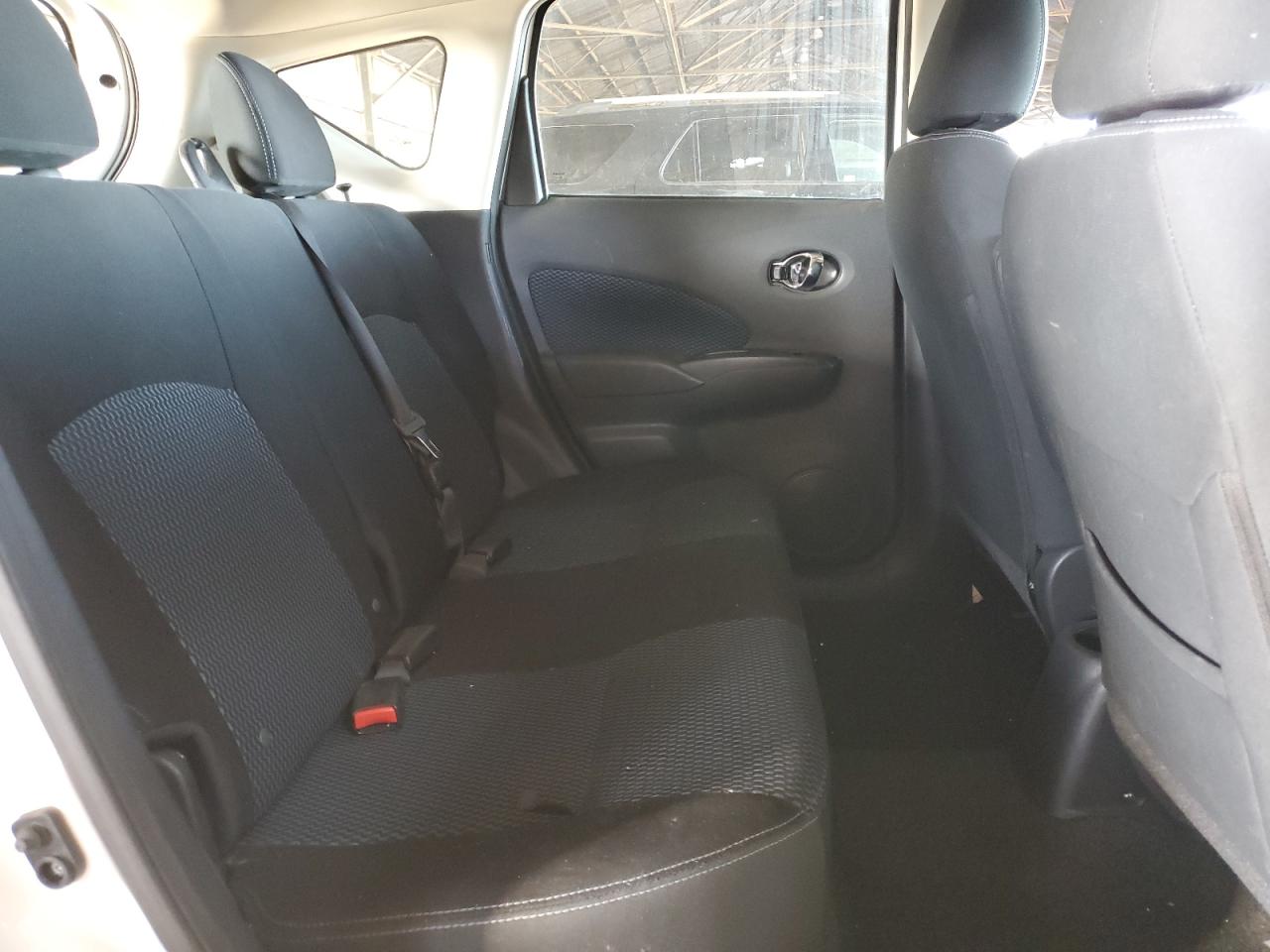2016 Nissan Versa - Image 11