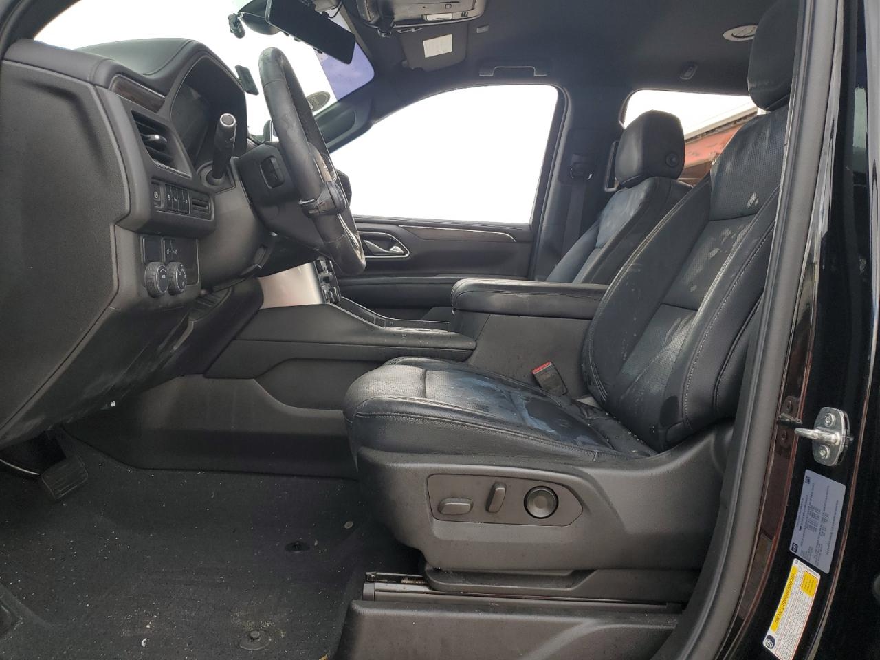2021 Chevrolet Suburban - Image 7
