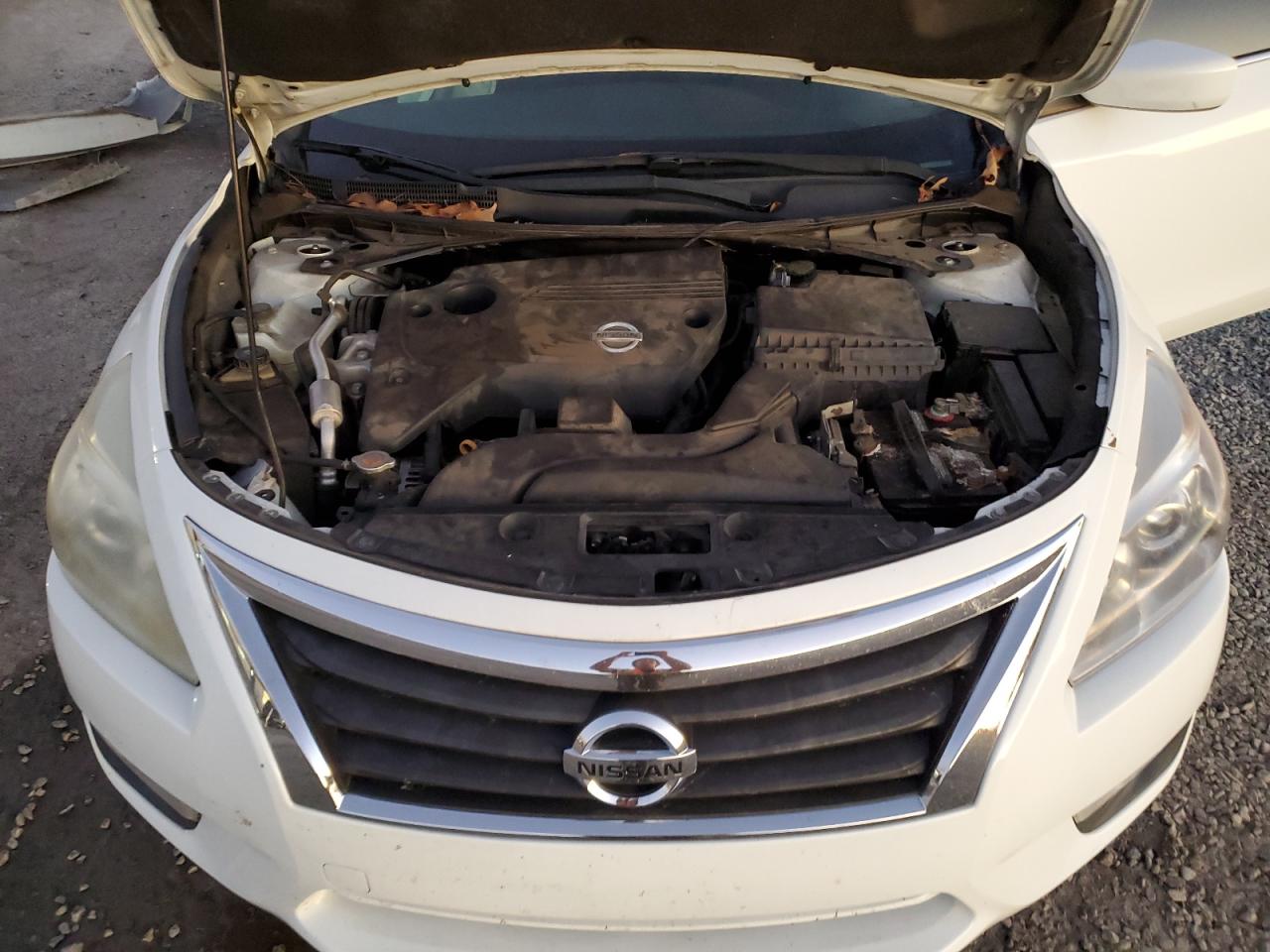 2015 Nissan Altima - Image 12