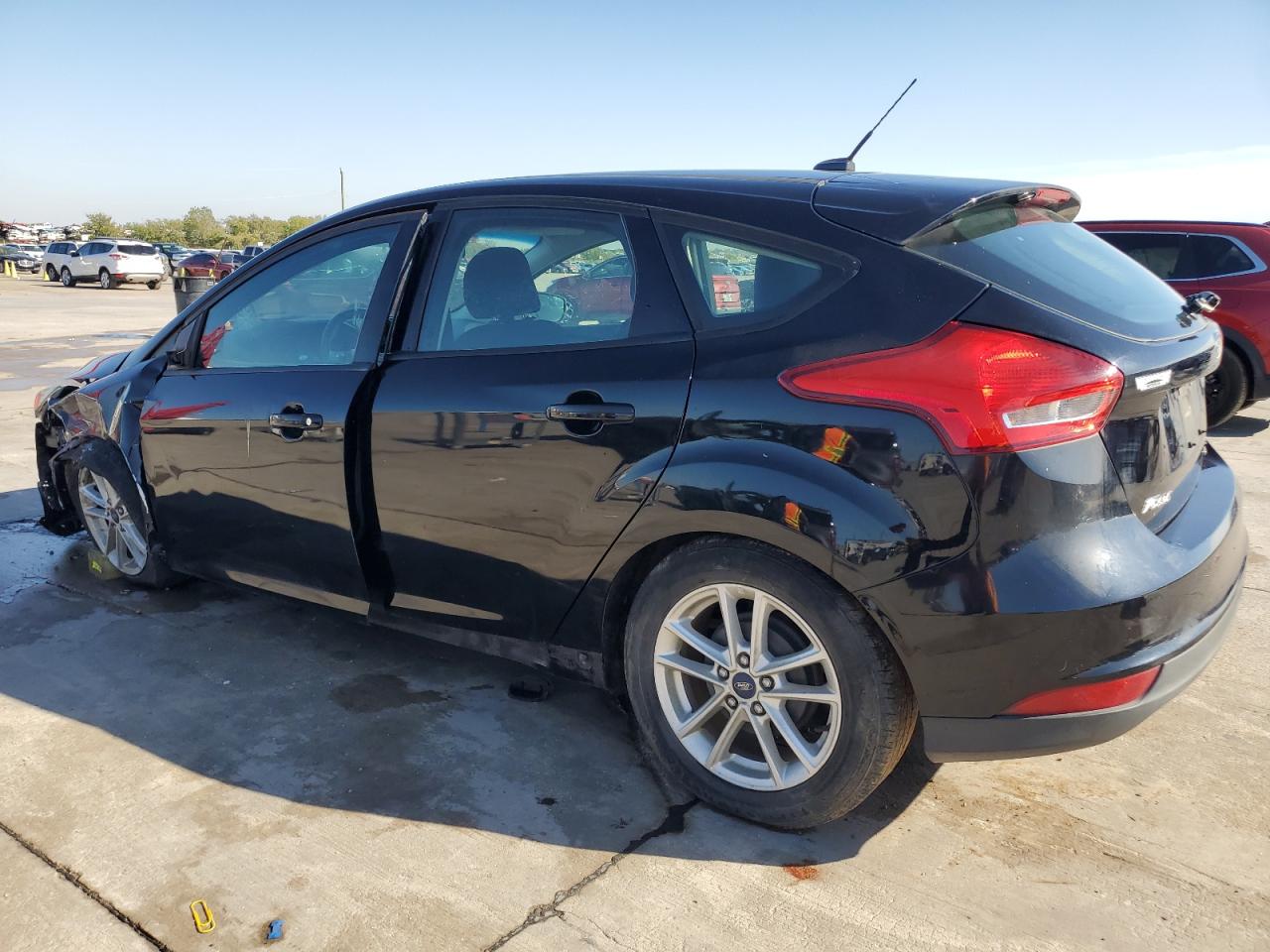 VIN 1FADP3K20GL367833 2016 FORD FOCUS no.2