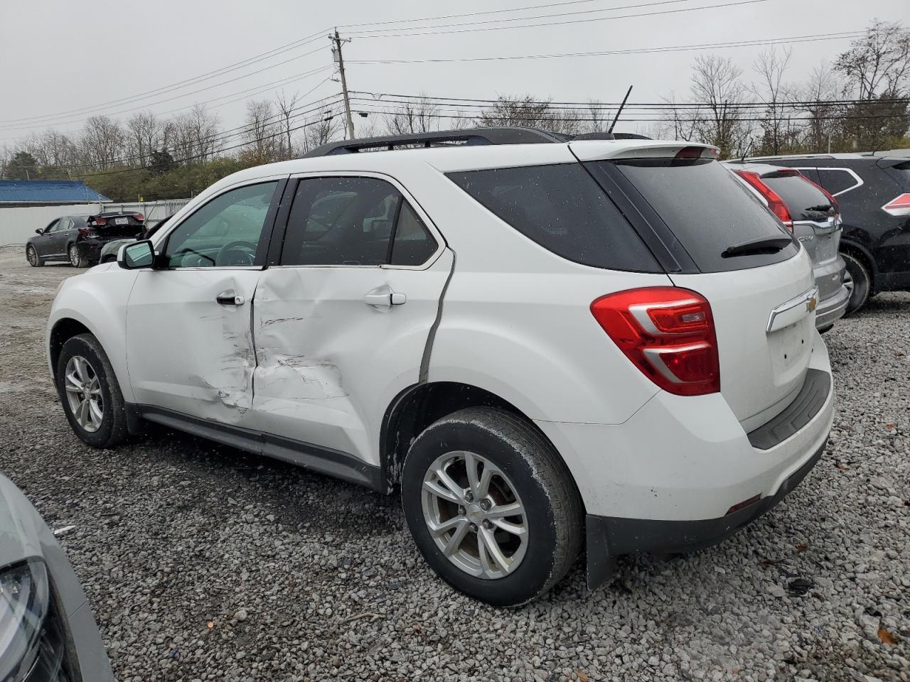 2016 Chevrolet Equinox - Image 2